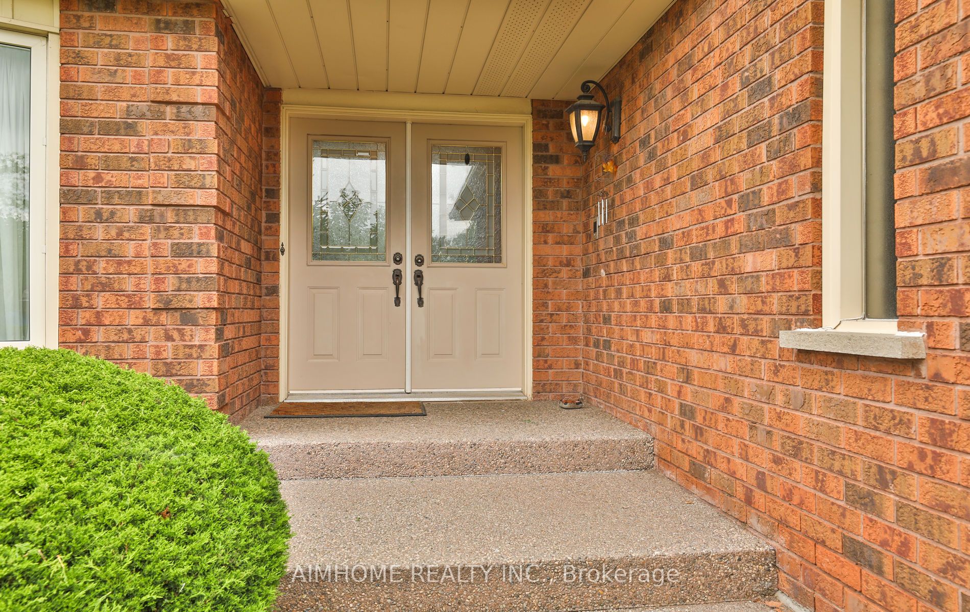 1339 Windrush Dr