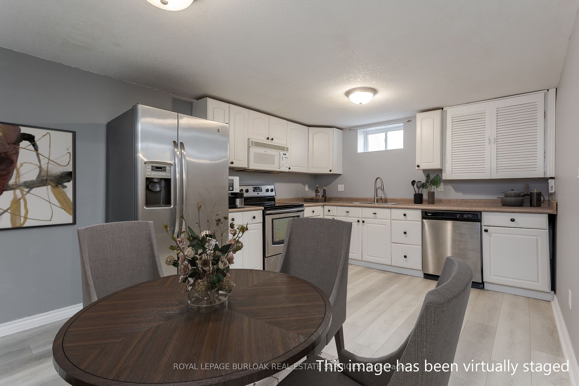 211 Hammersmith Crt