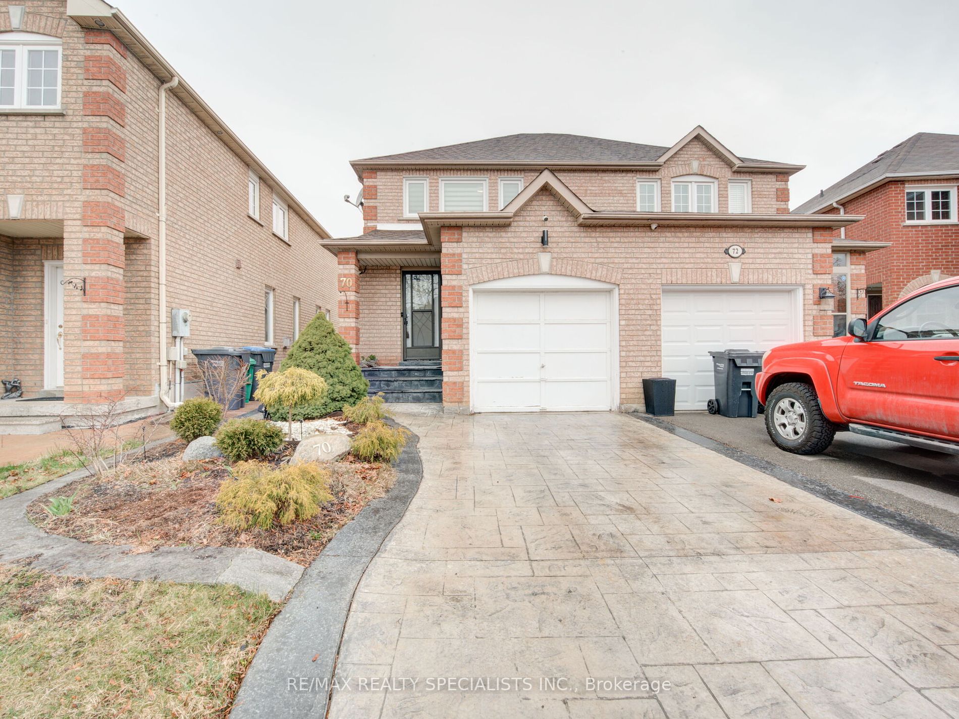 70 Herkes Drive