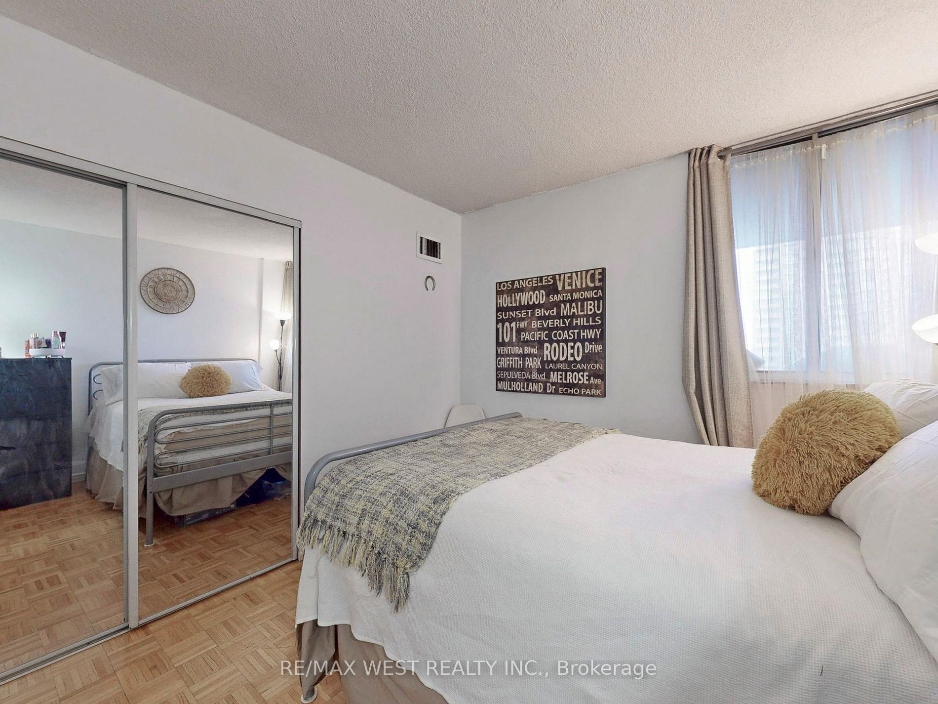 10 Martha Eaton Way, #1111