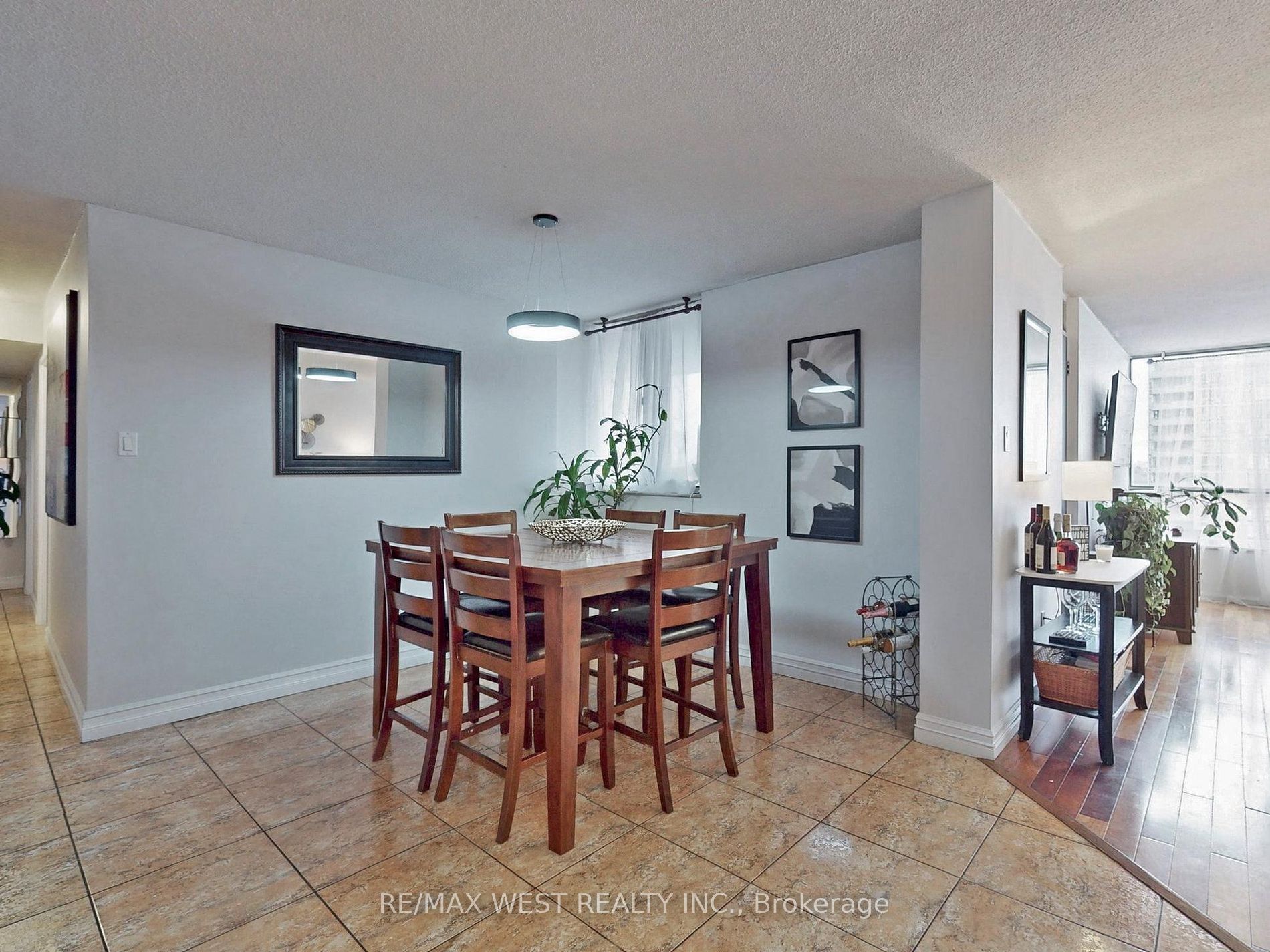 10 Martha Eaton Way, #1111