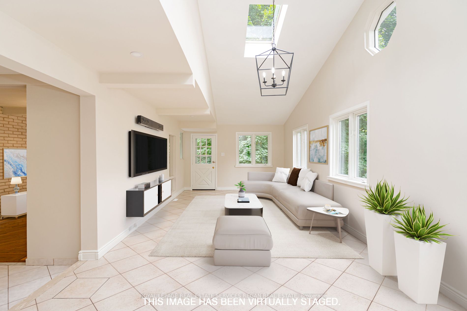 1113 Greenoaks Dr