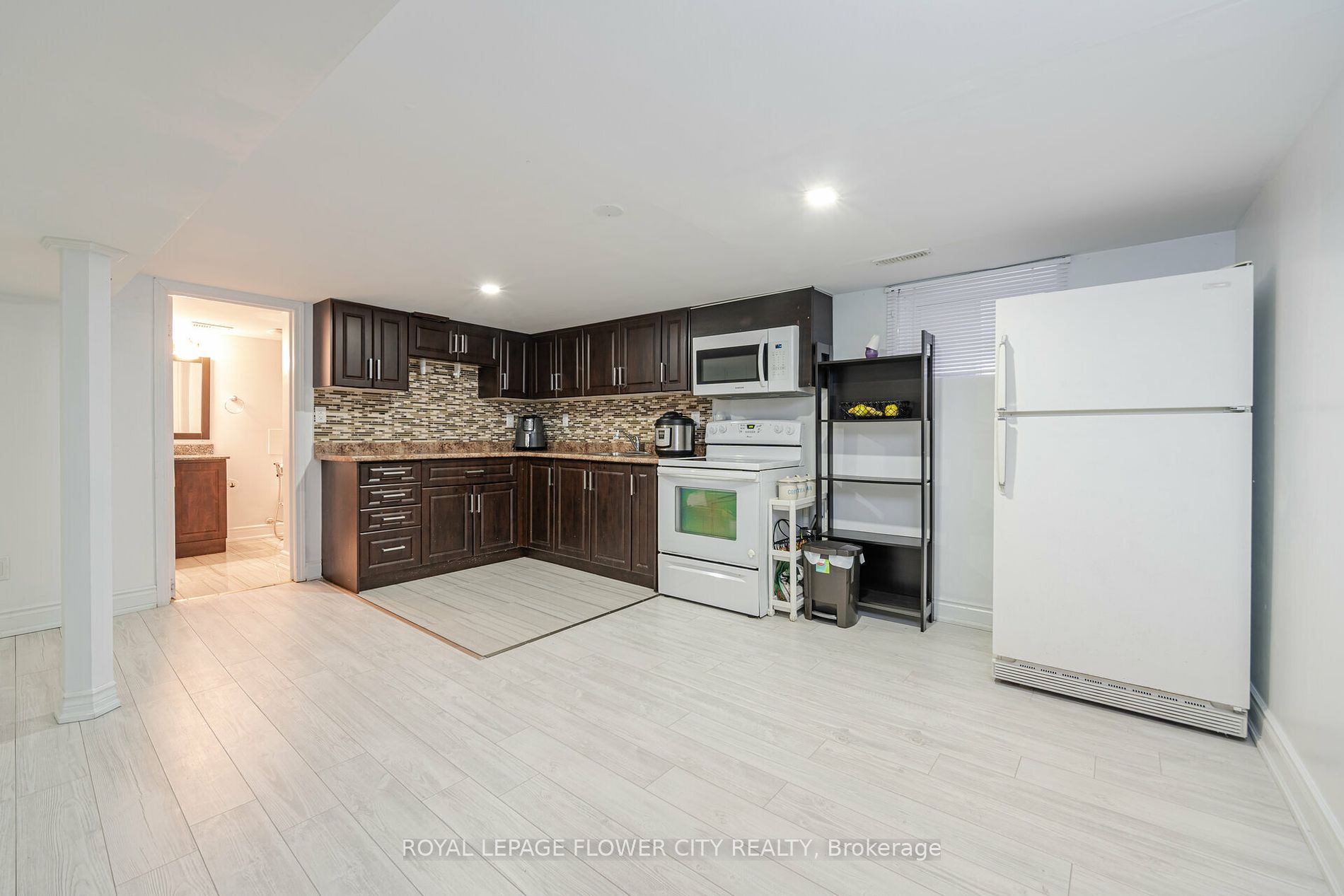 12 Charing Drive