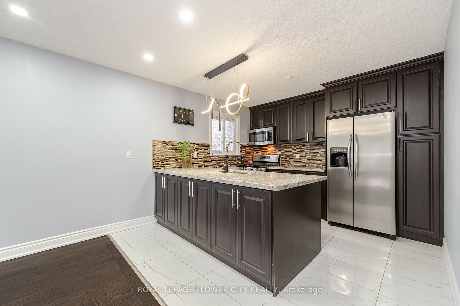12 Charing Drive