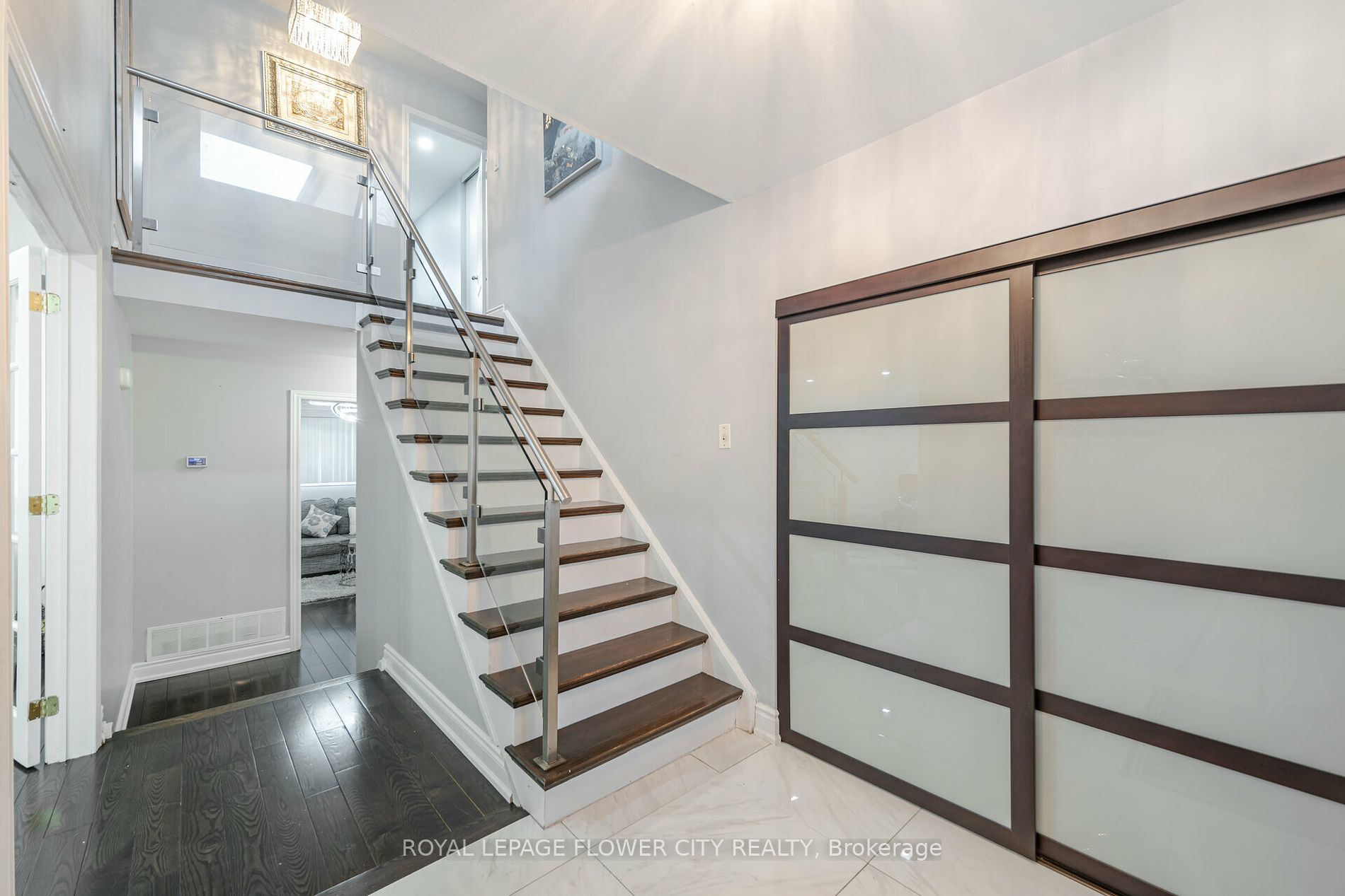 12 Charing Drive