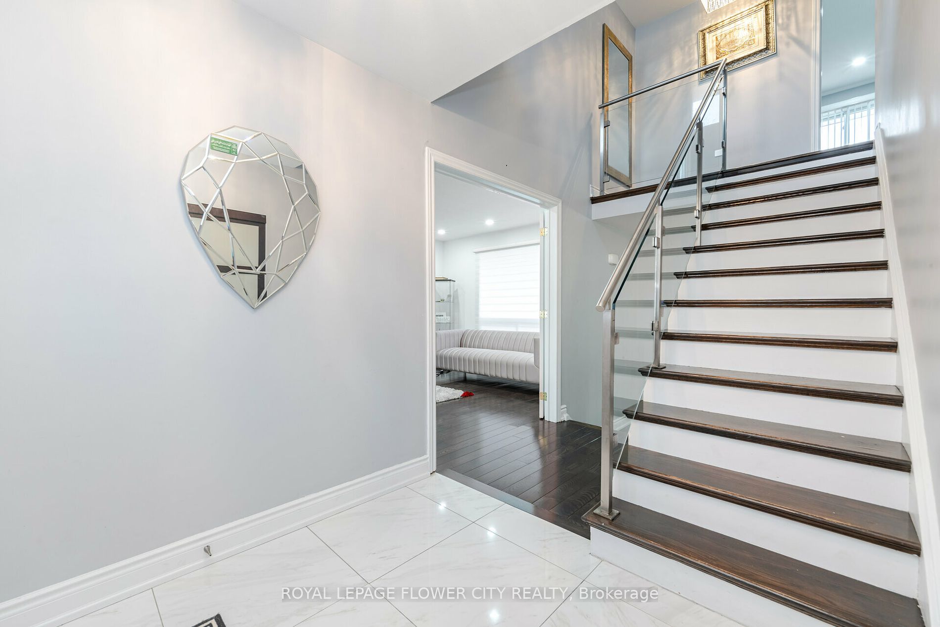12 Charing Drive