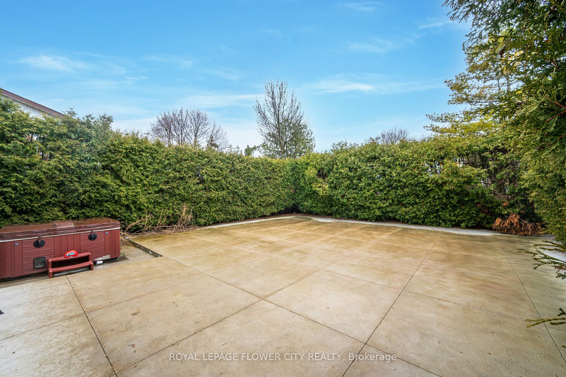 12 Charing Drive