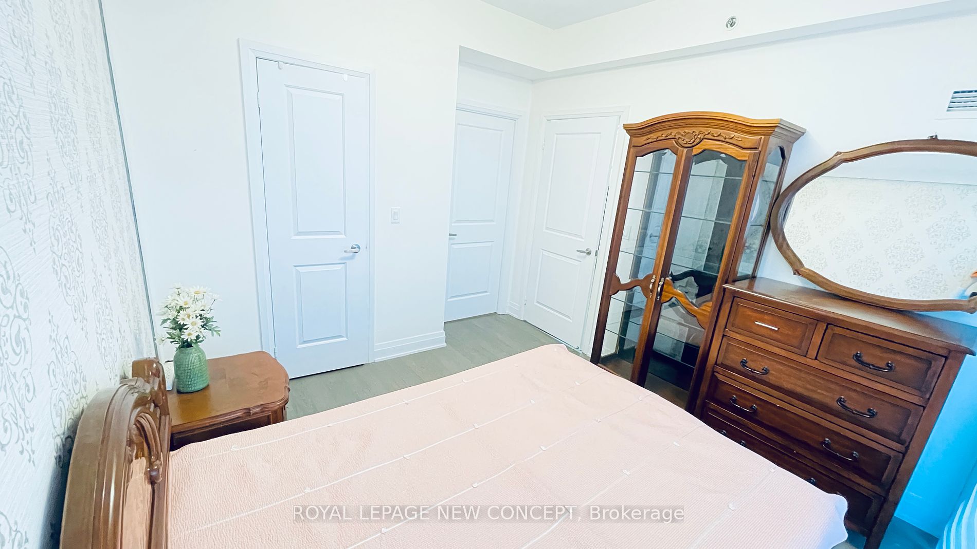 55 Speers Rd, #1107