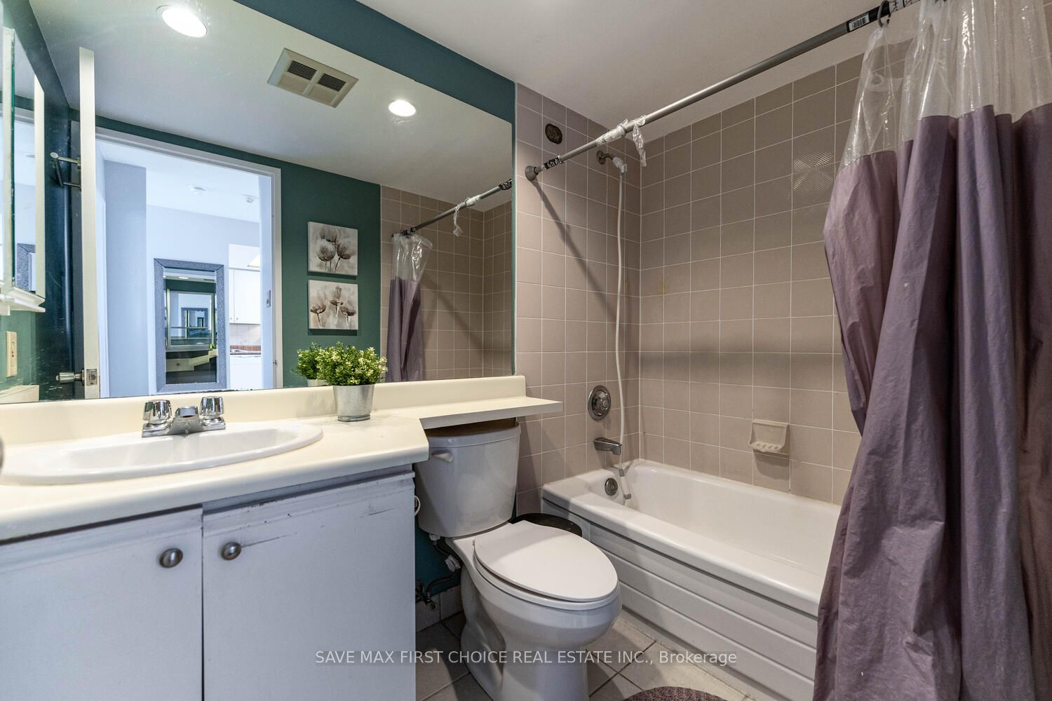 4470 Tucana Crt, #301