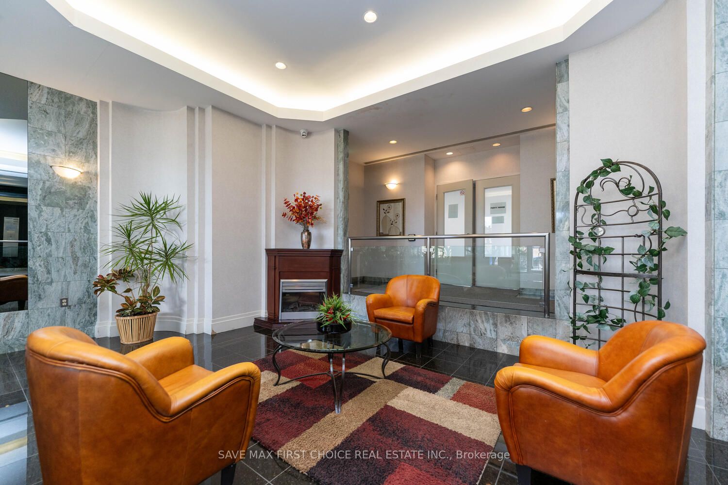 4470 Tucana Crt, #301