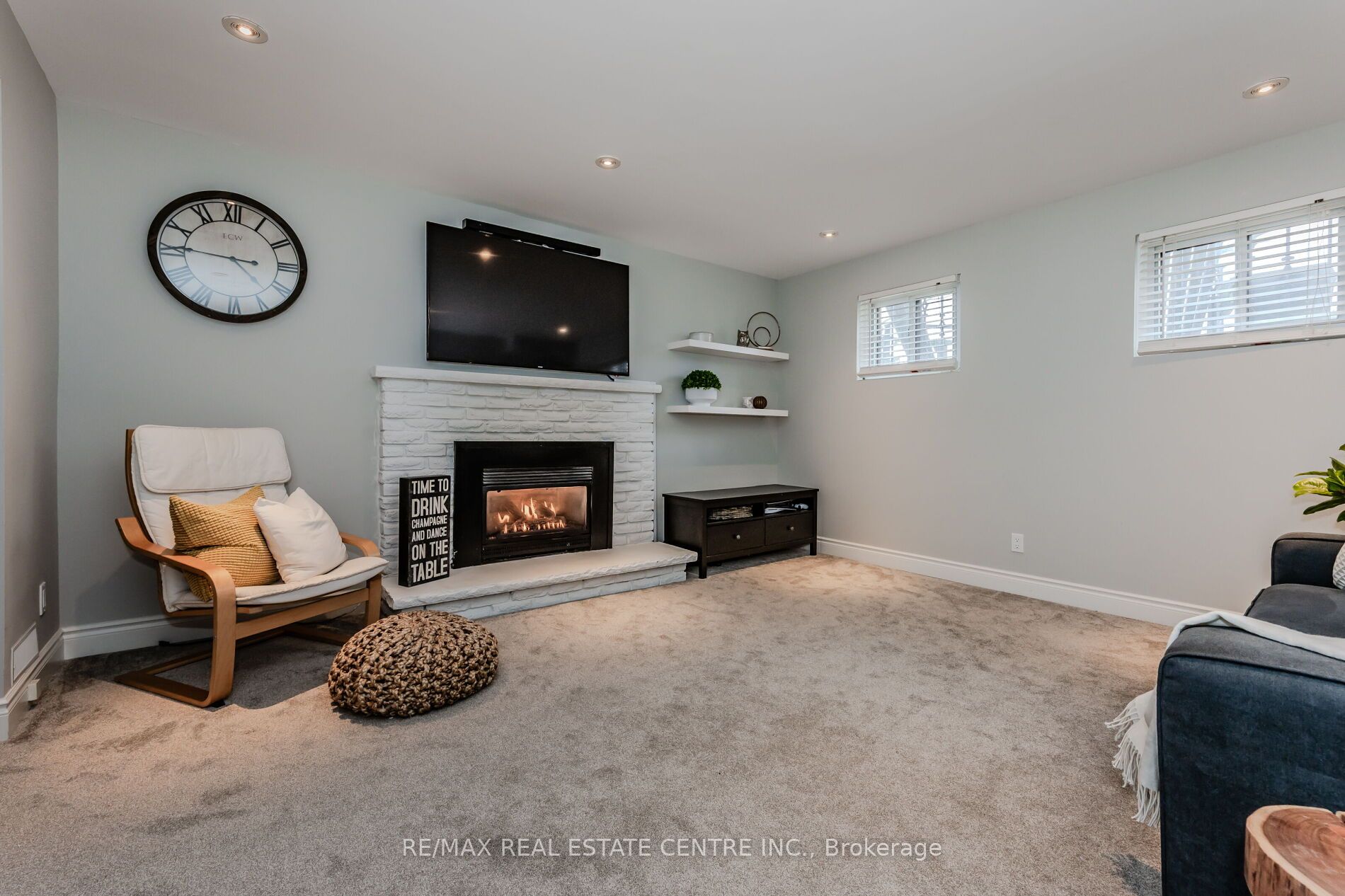 2551 Oak Row Cres