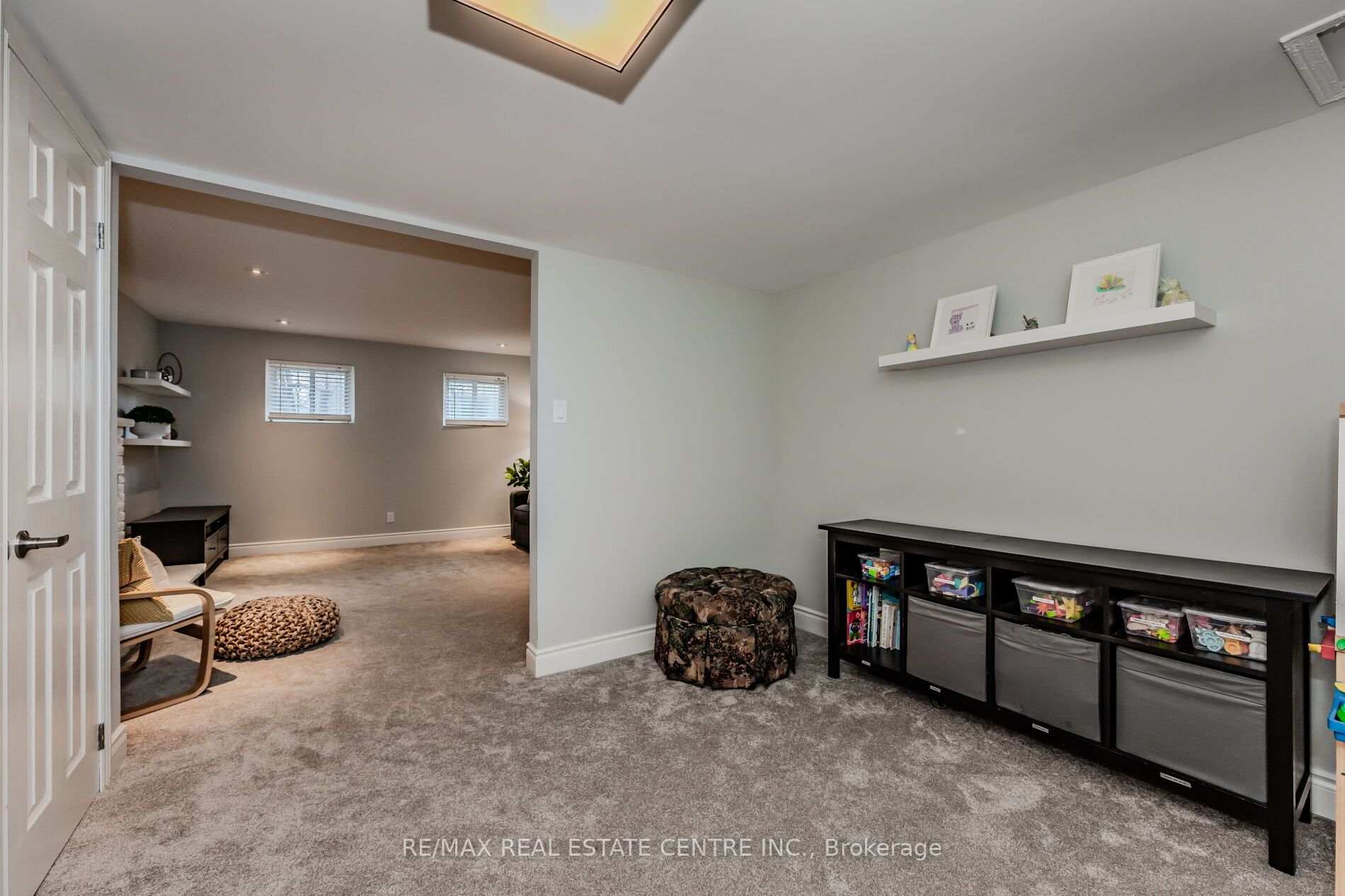 2551 Oak Row Cres