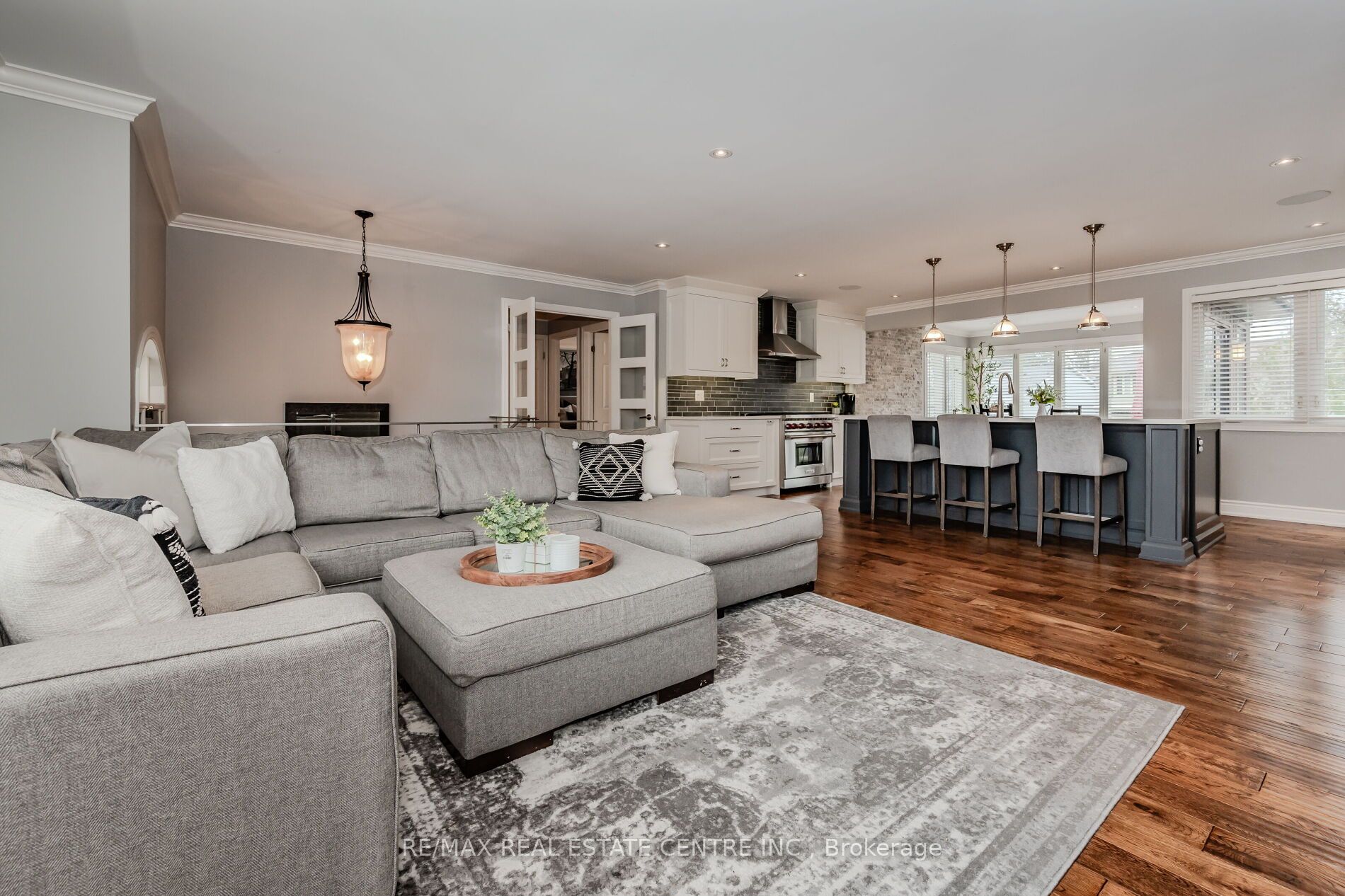 2551 Oak Row Cres