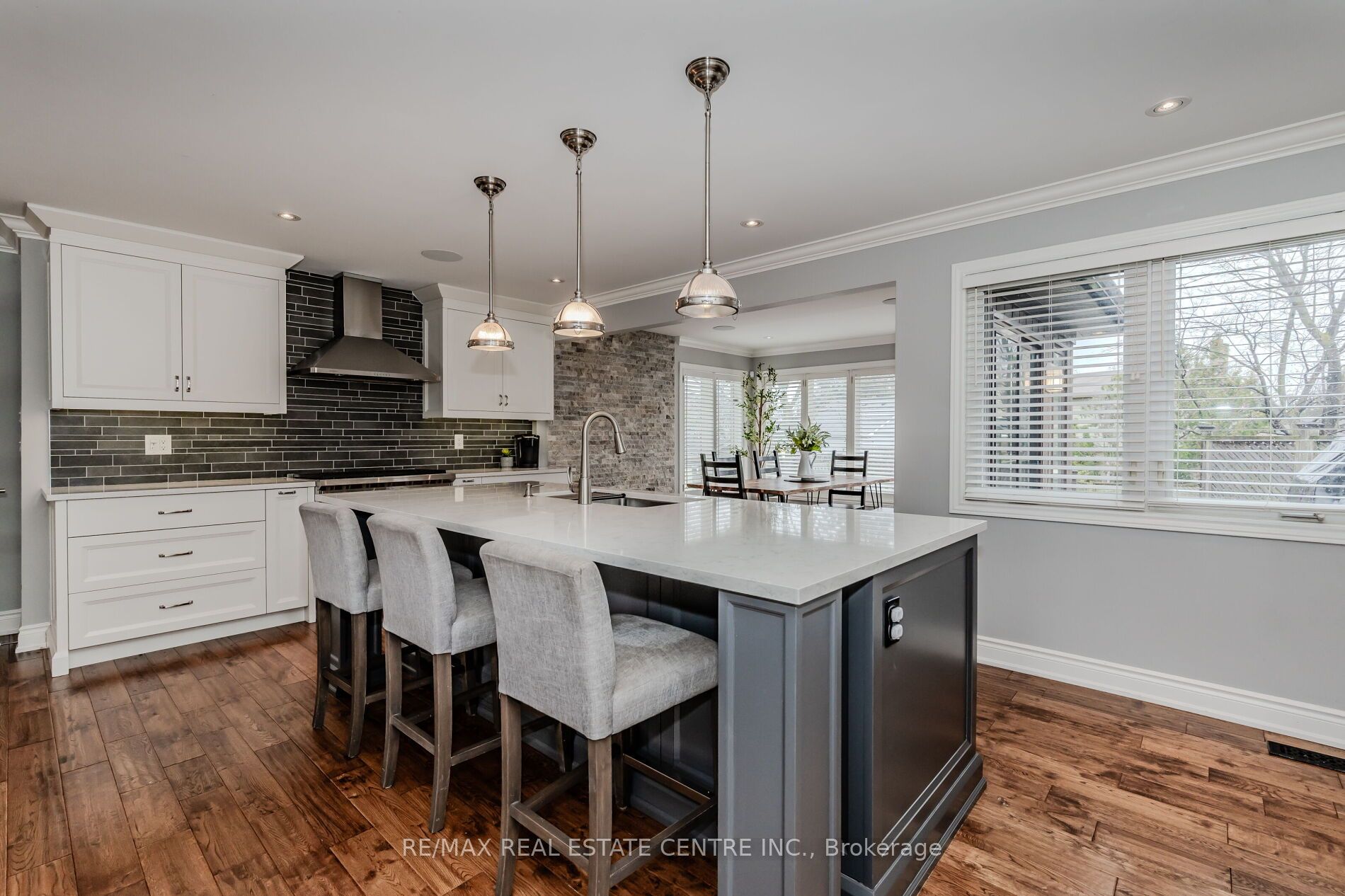 2551 Oak Row Cres