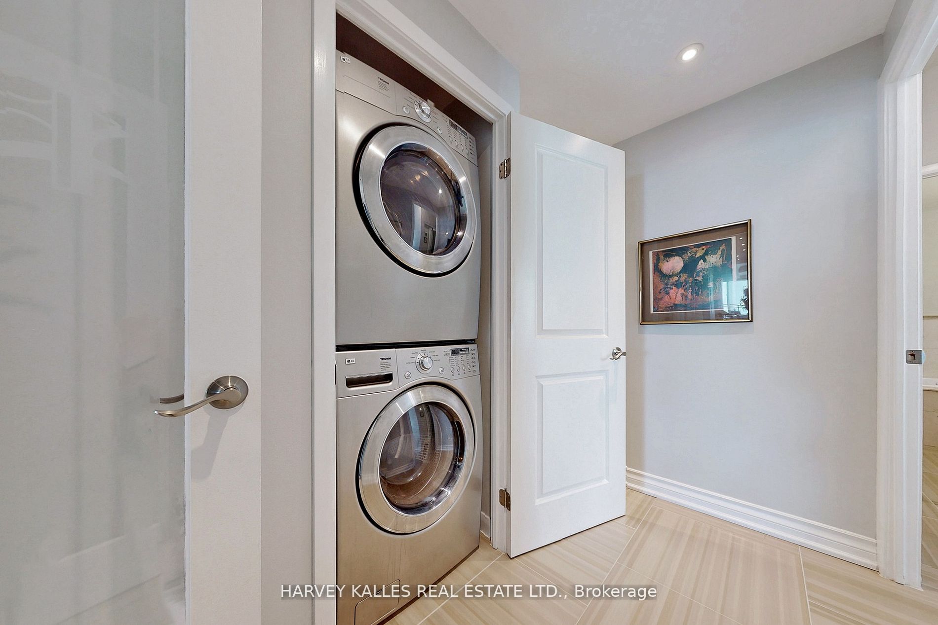 2067 Lake Shore Blvd W, #1202