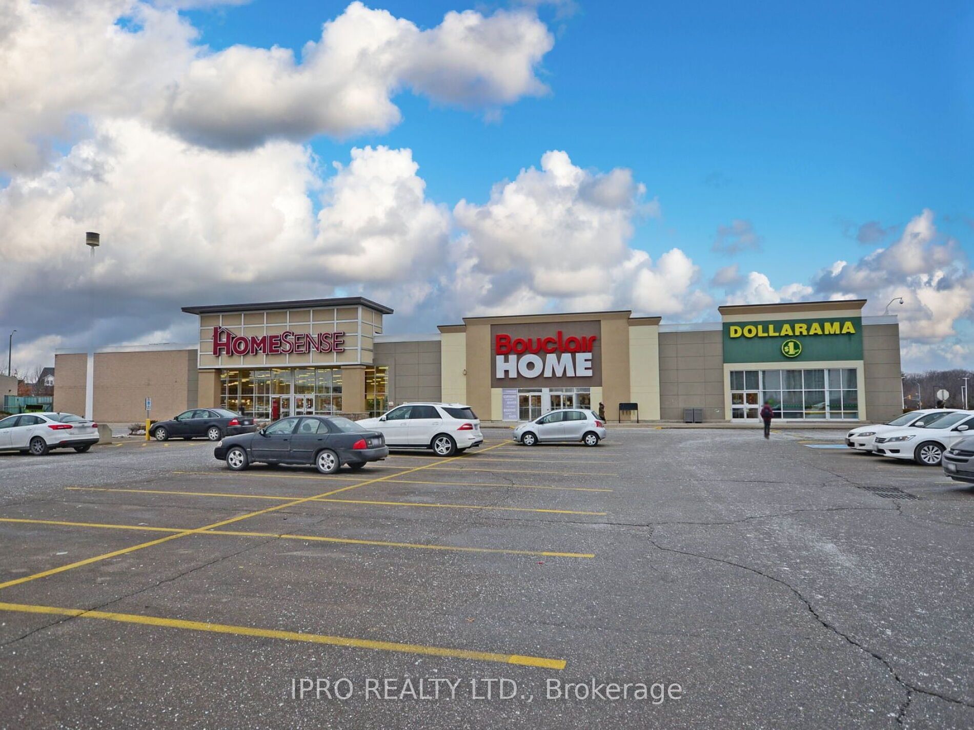 2520 Eglinton Ave W, #902
