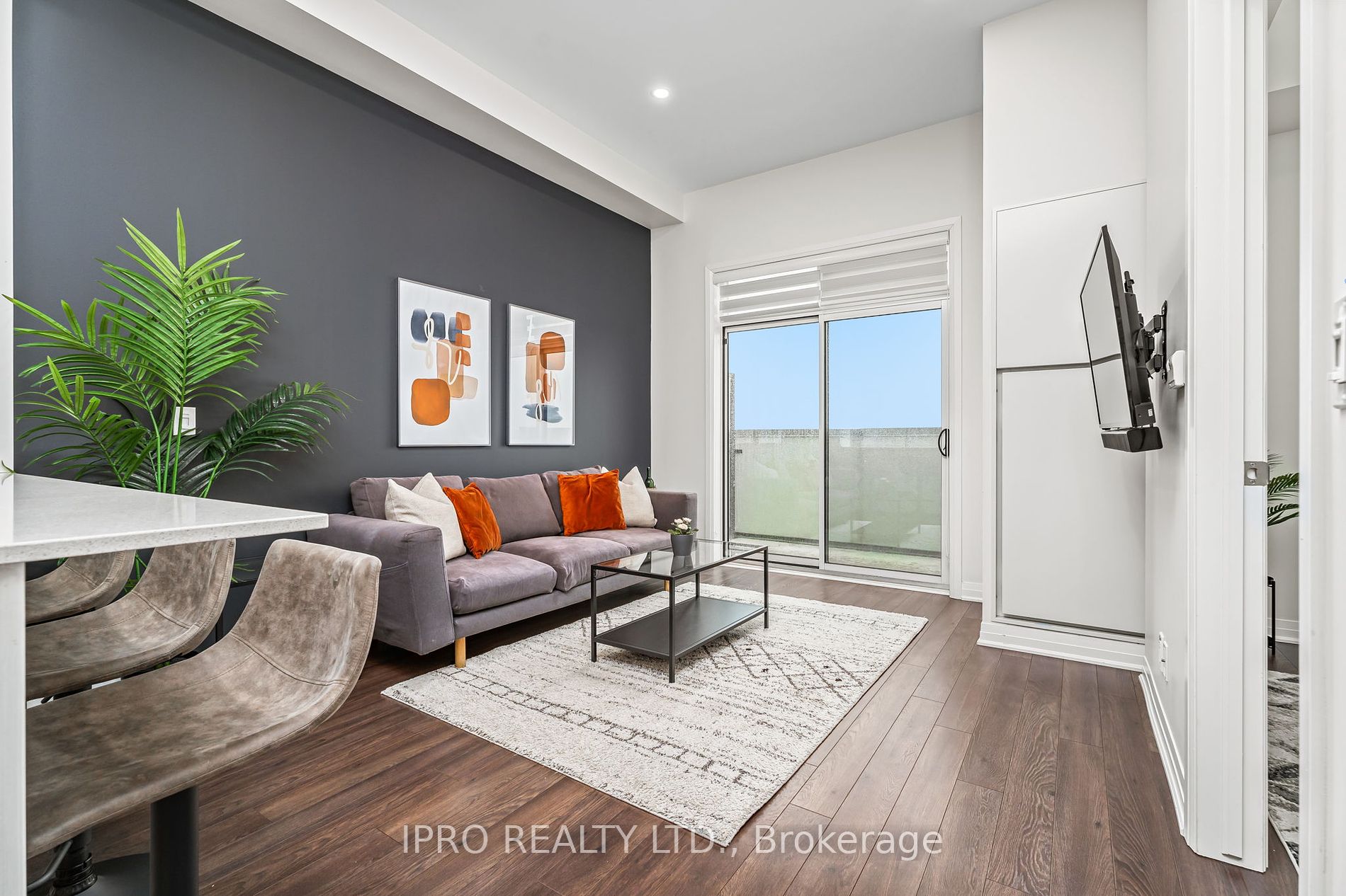 1105 Leger Way #627