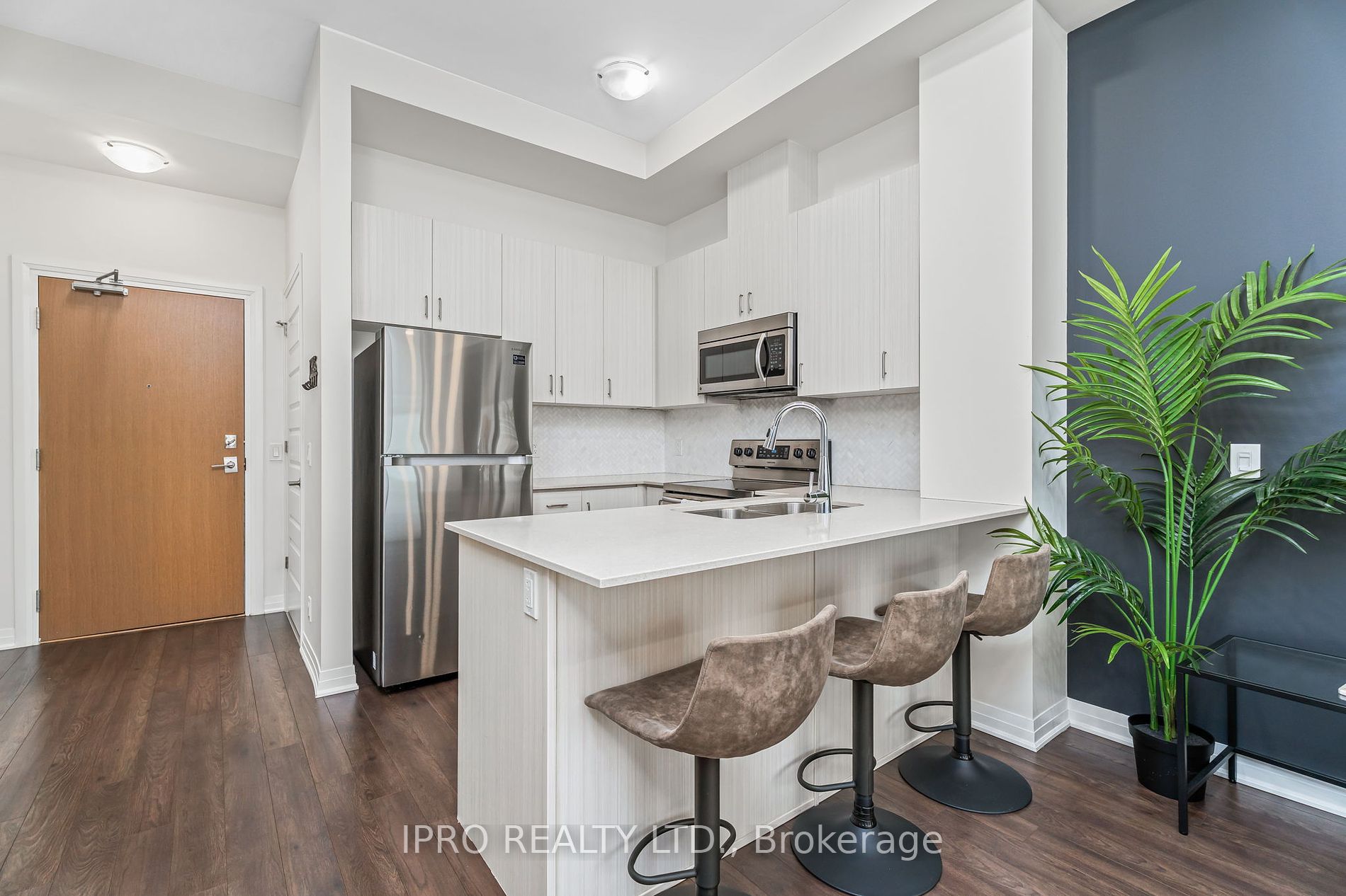 1105 Leger Way #627