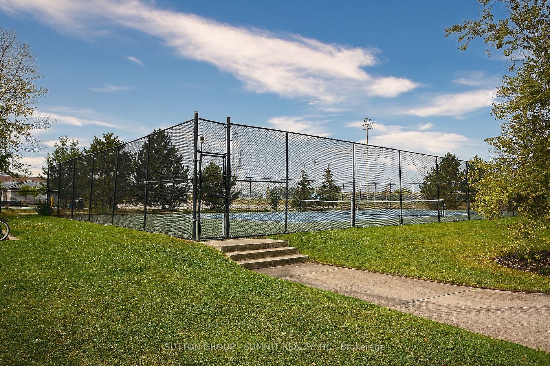 2545 Erin Centre Blvd, #413