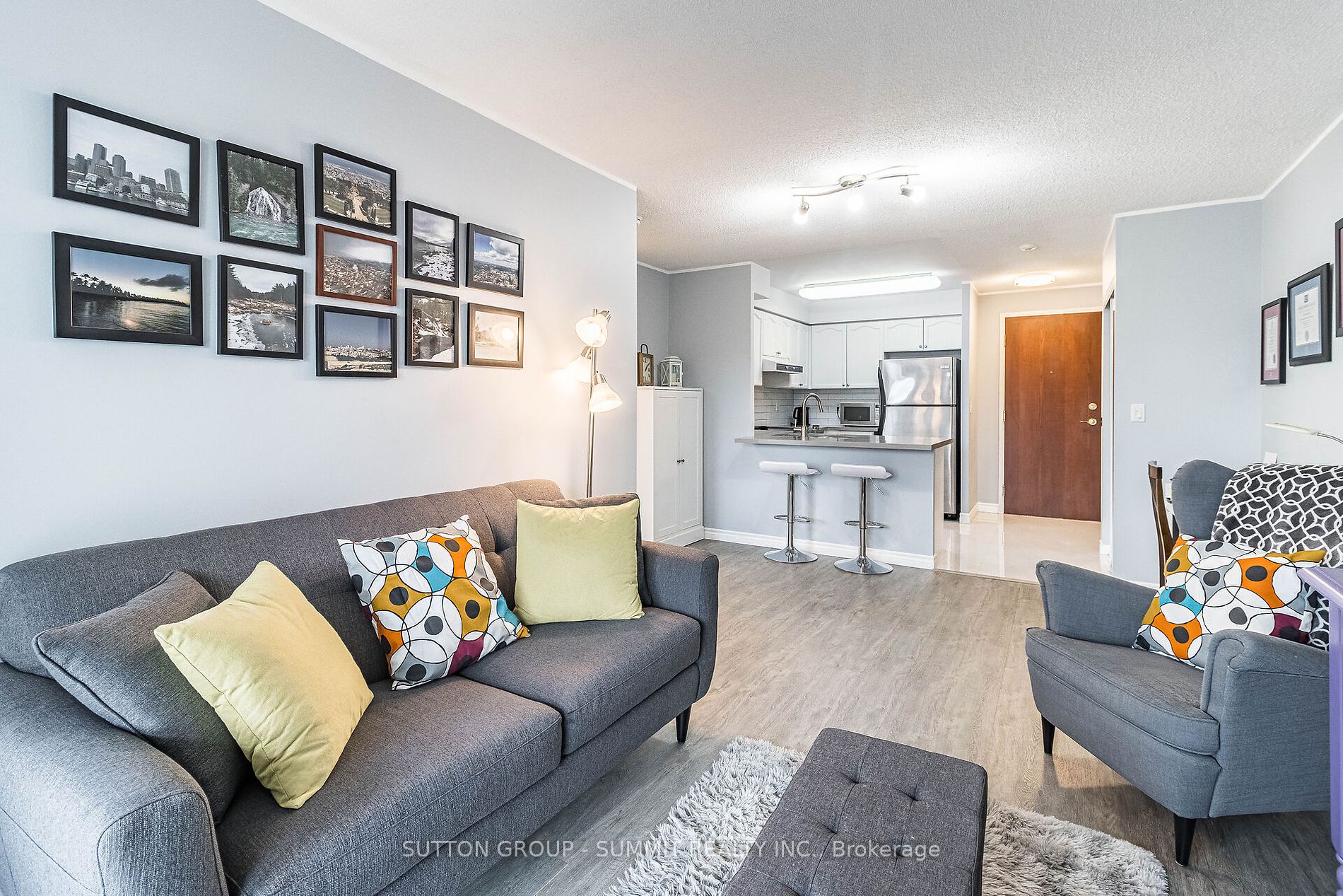 2545 Erin Centre Blvd, #413