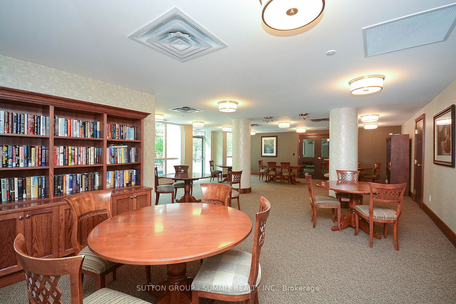 2545 Erin Centre Blvd, #413