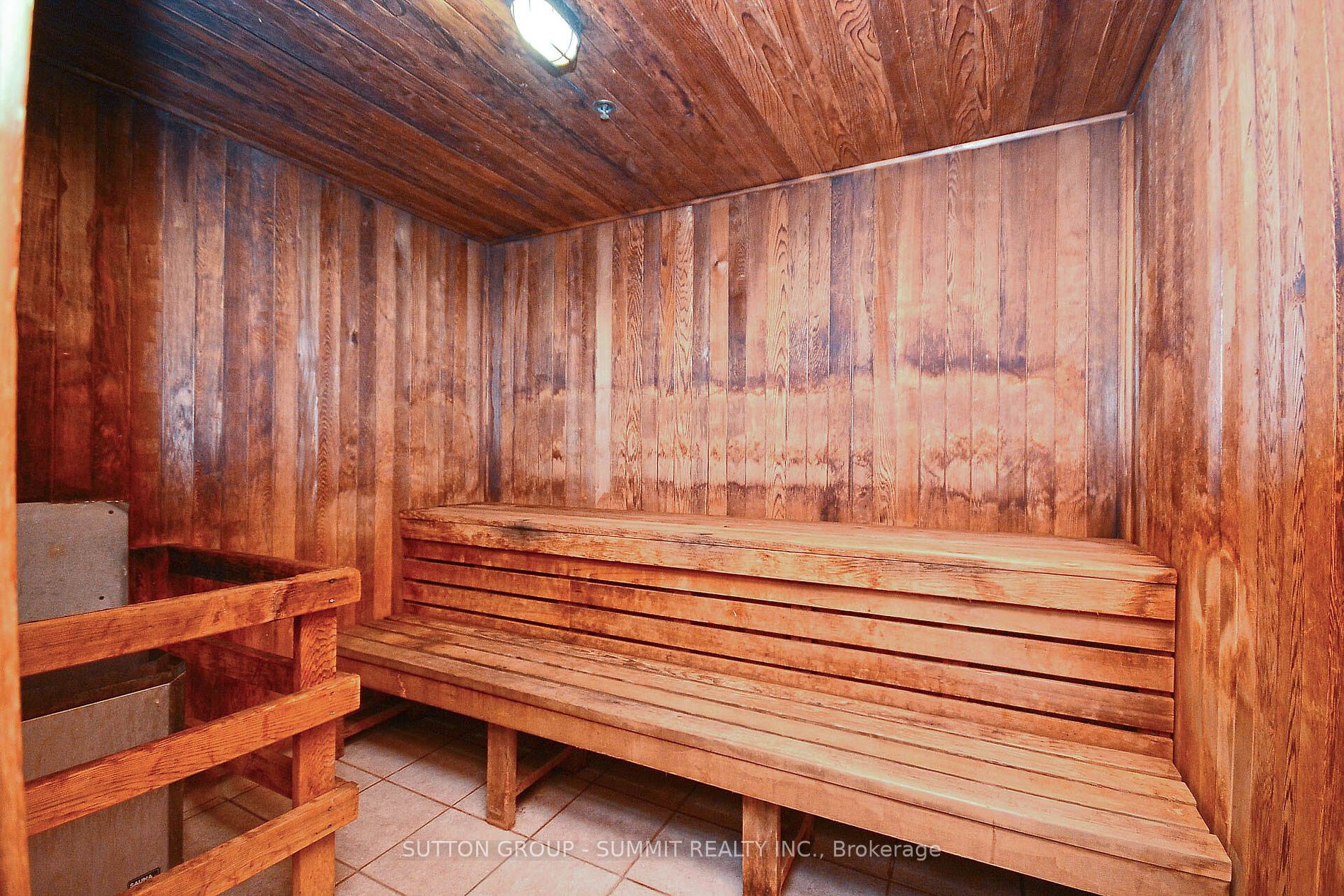 2545 Erin Centre Blvd, #413