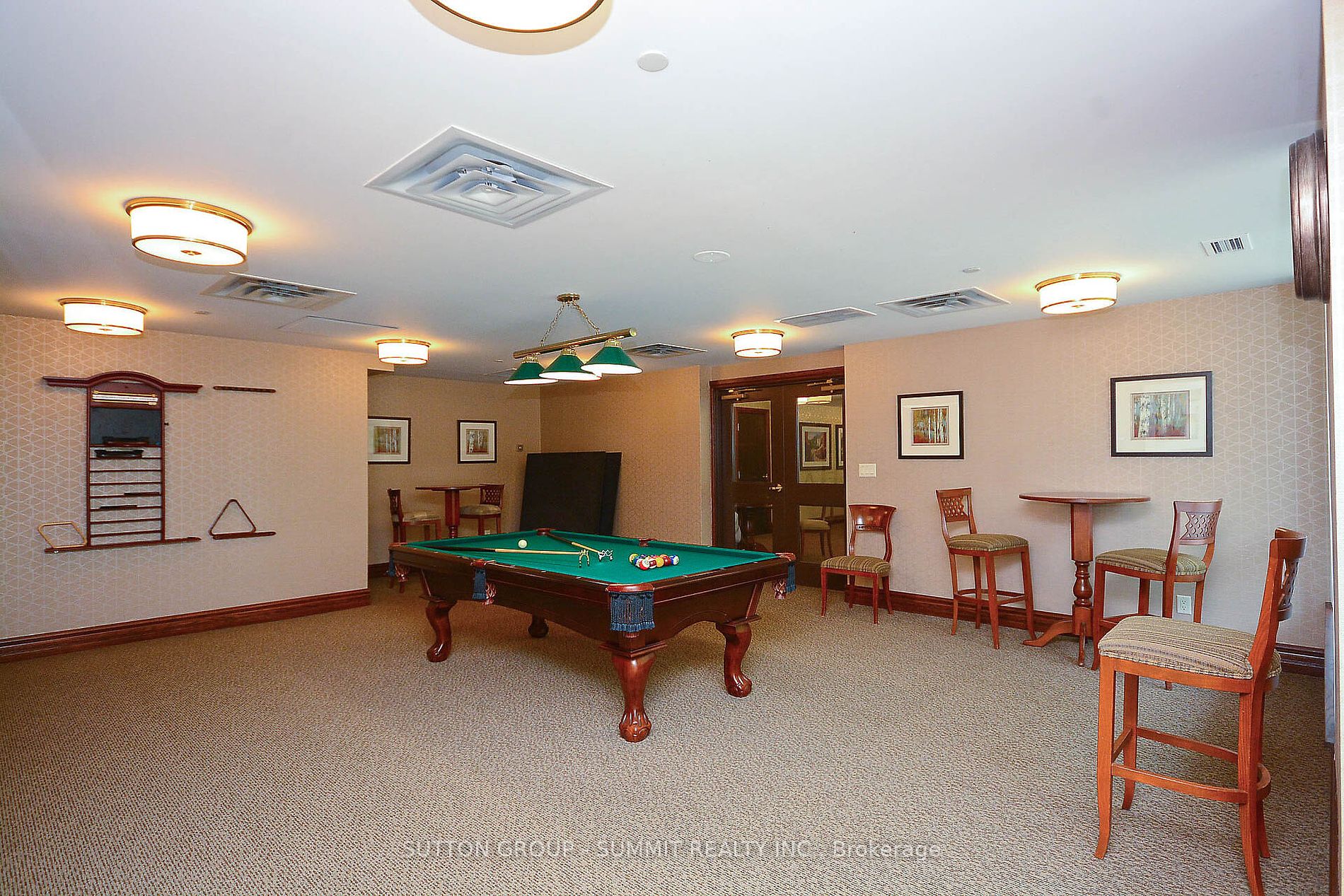 2545 Erin Centre Blvd, #413
