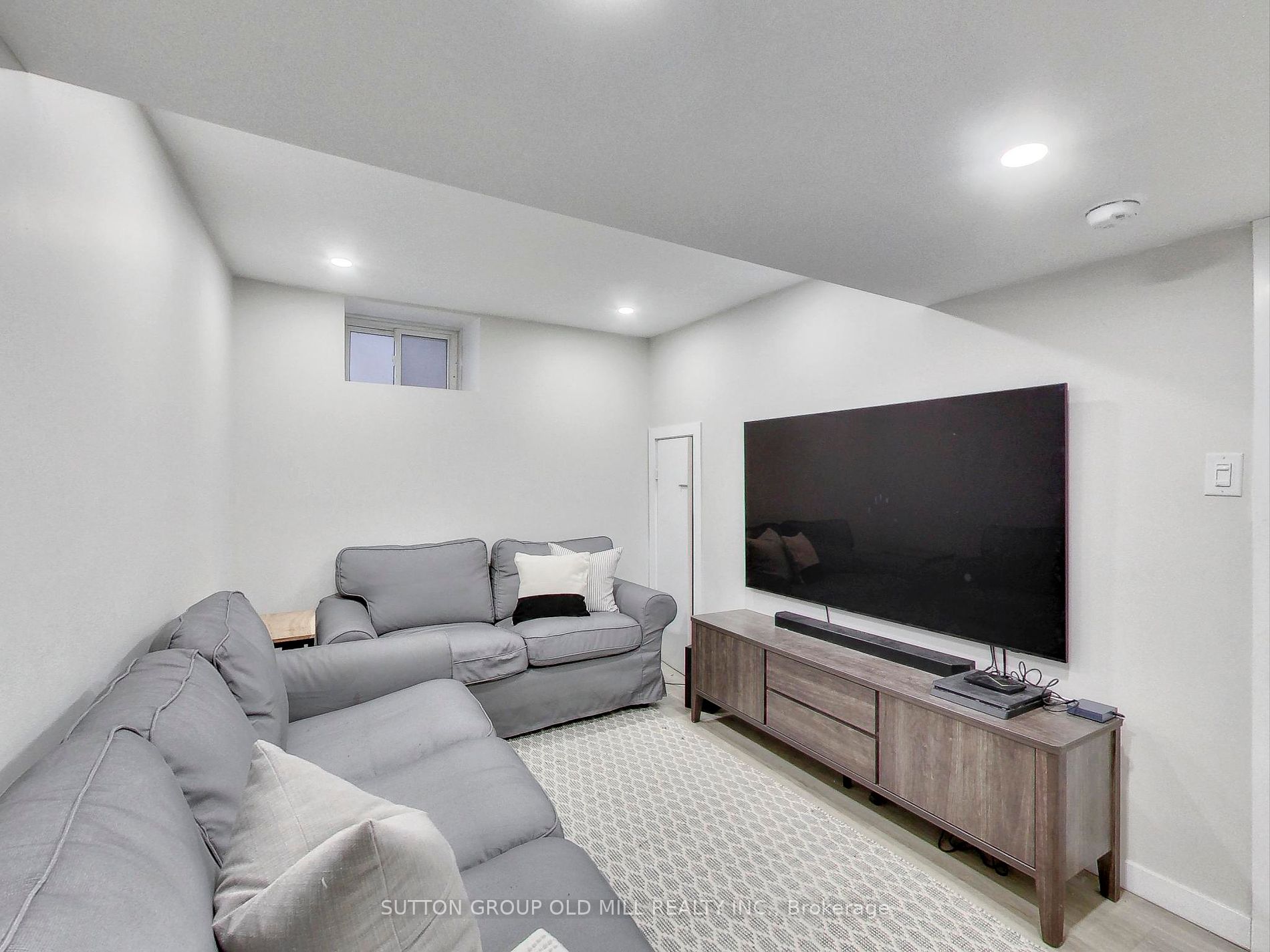 529 Runnymede Road