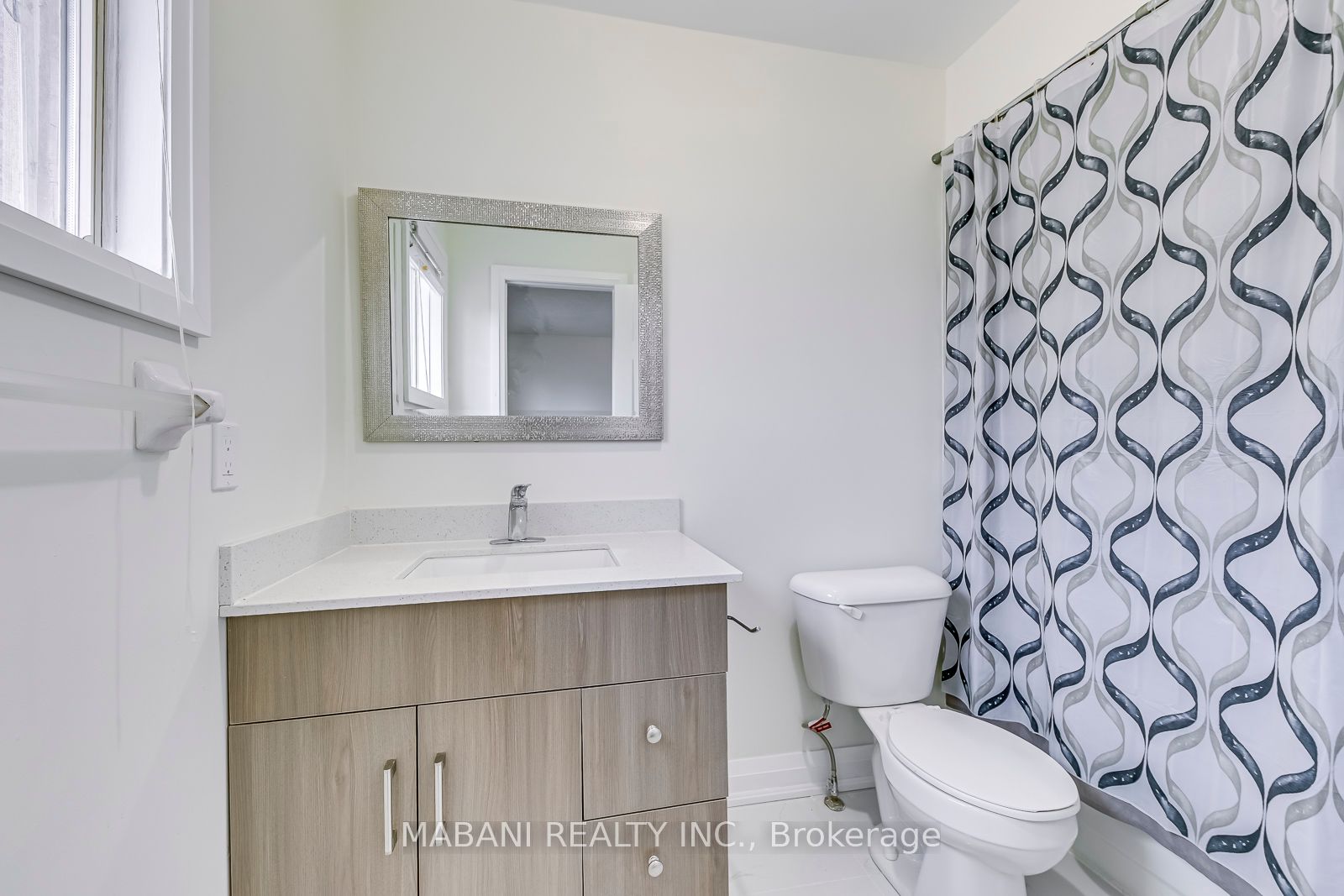 7227 Sandhurst Dr