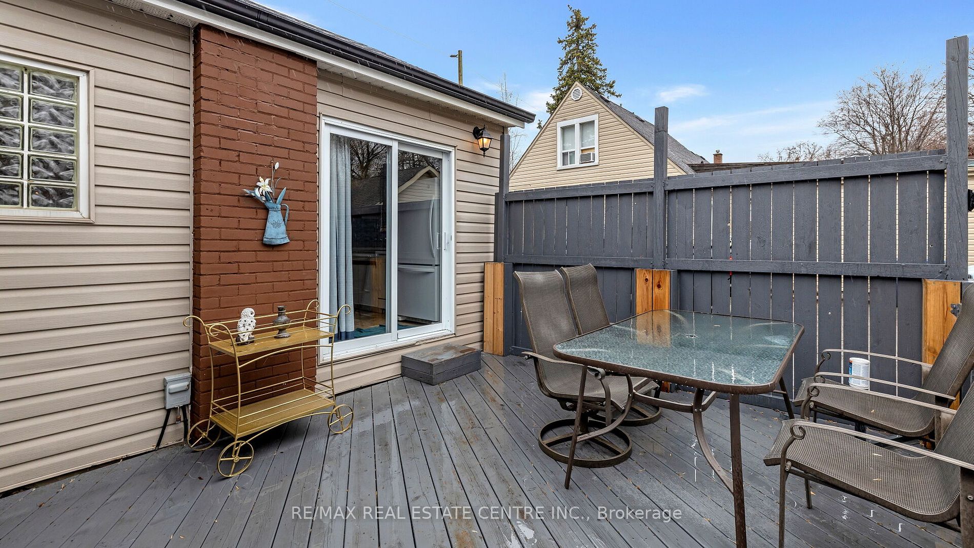 26 Clarence St