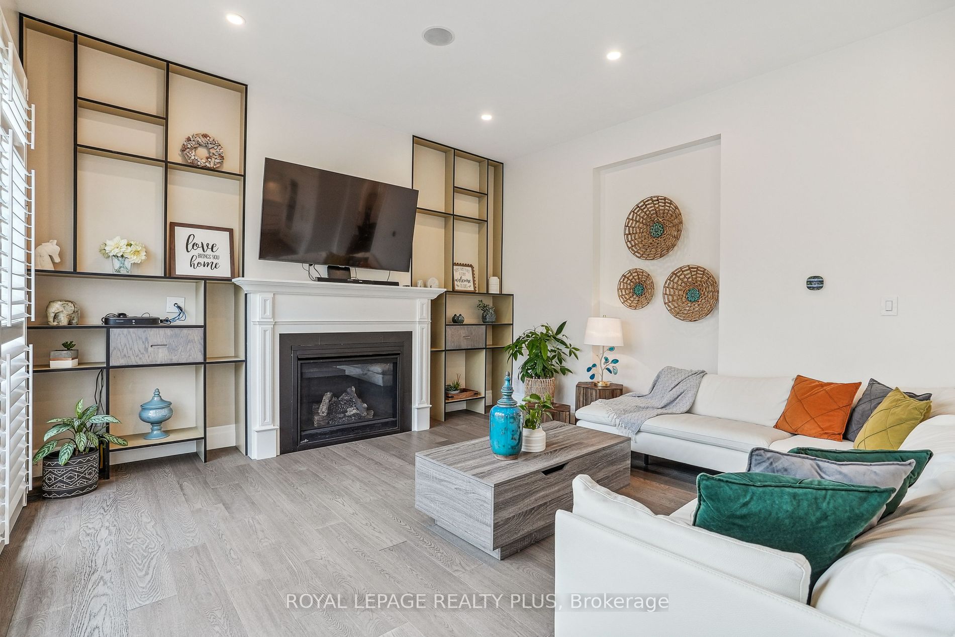 325 Ashbury Road