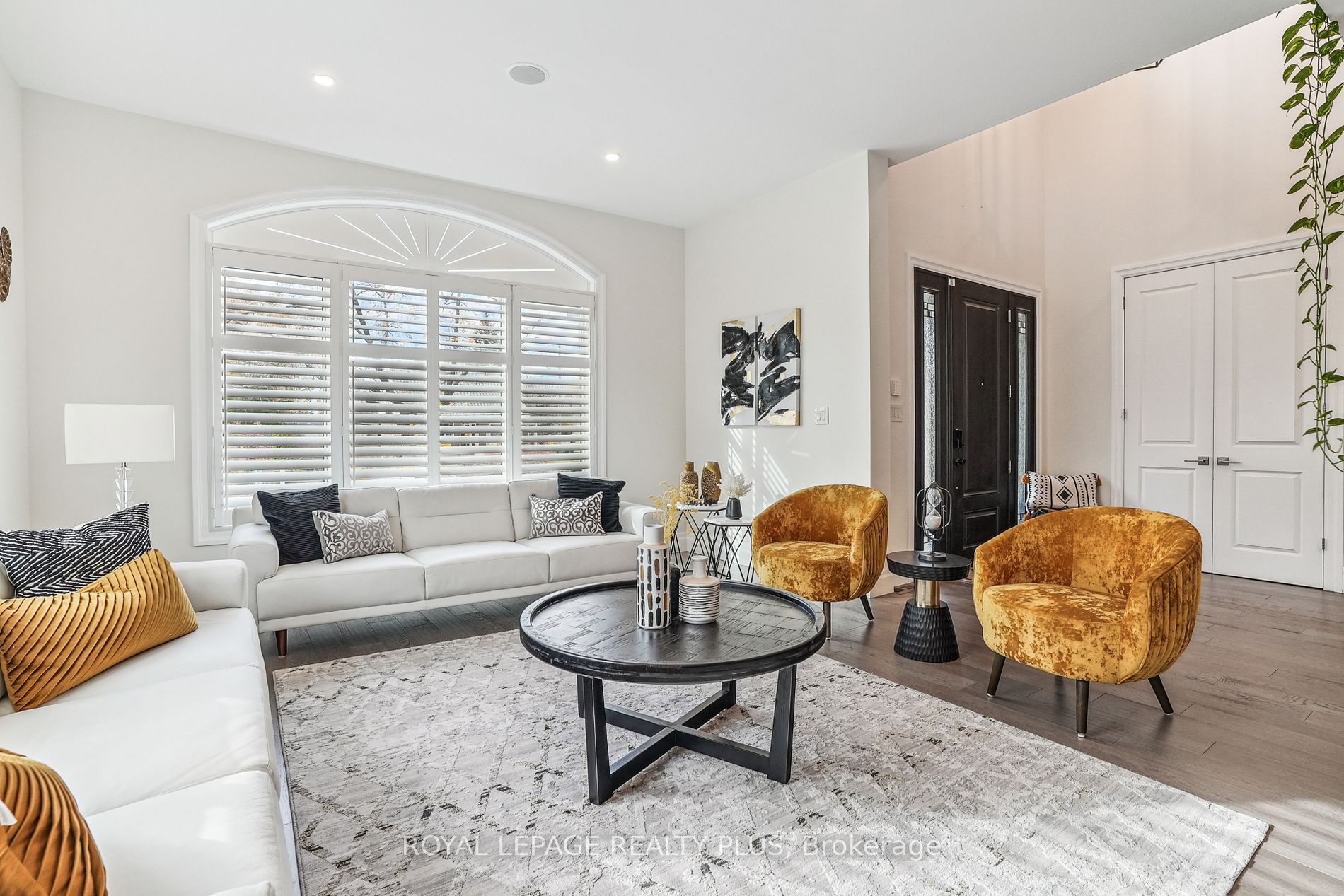 325 Ashbury Road