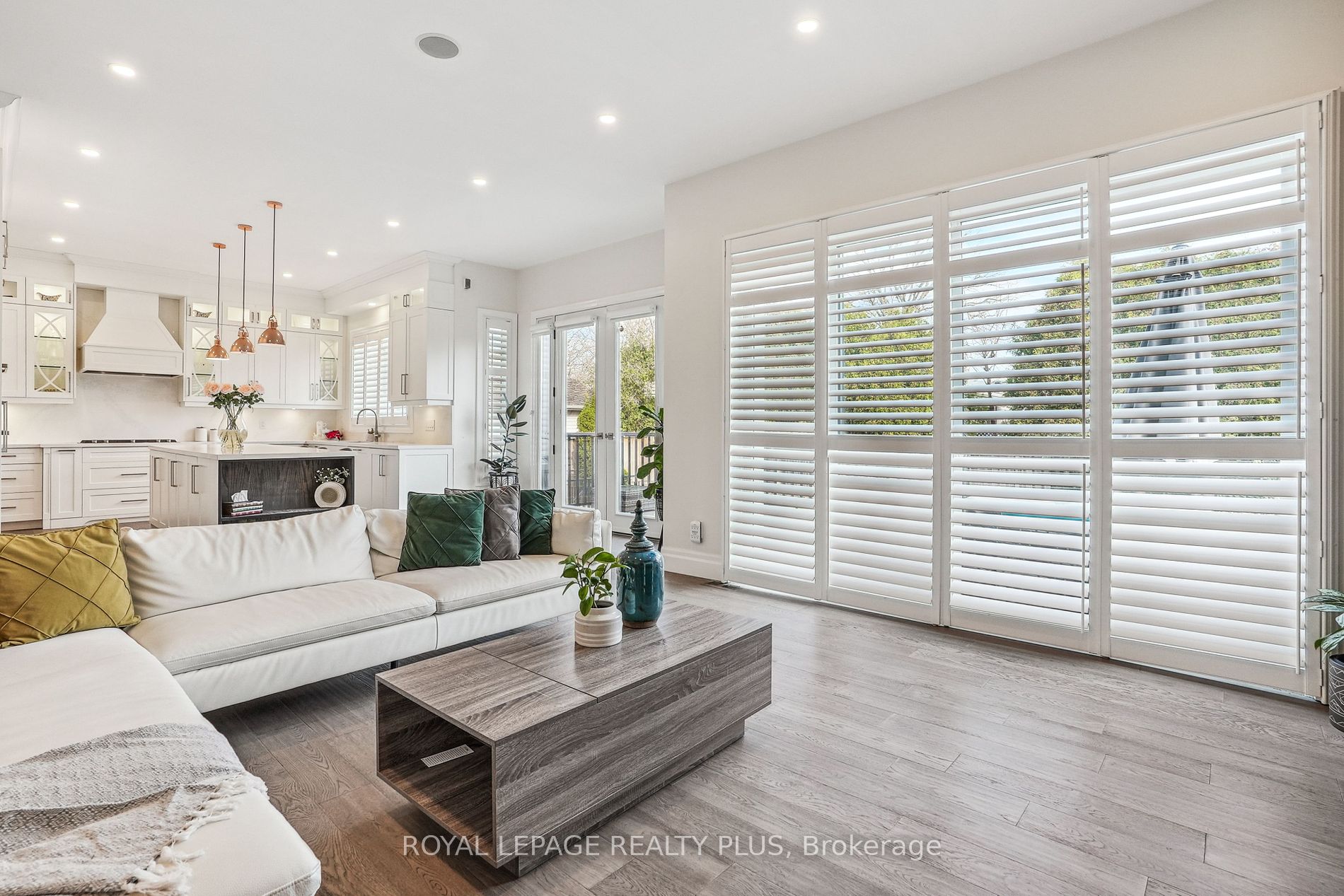 325 Ashbury Road