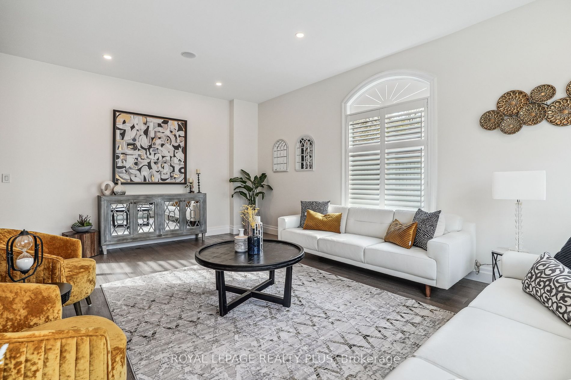 325 Ashbury Road