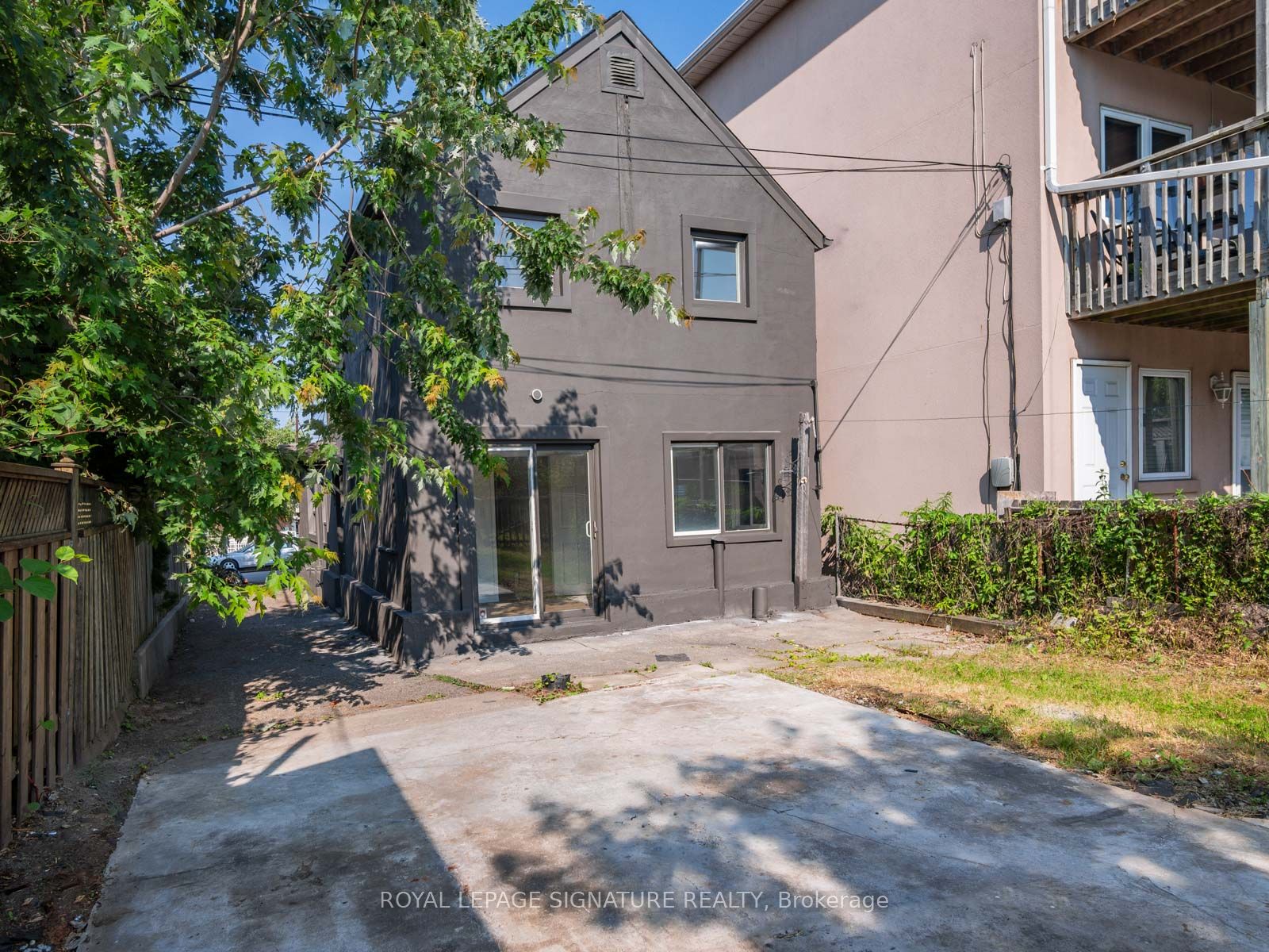 323 Gilbert Ave