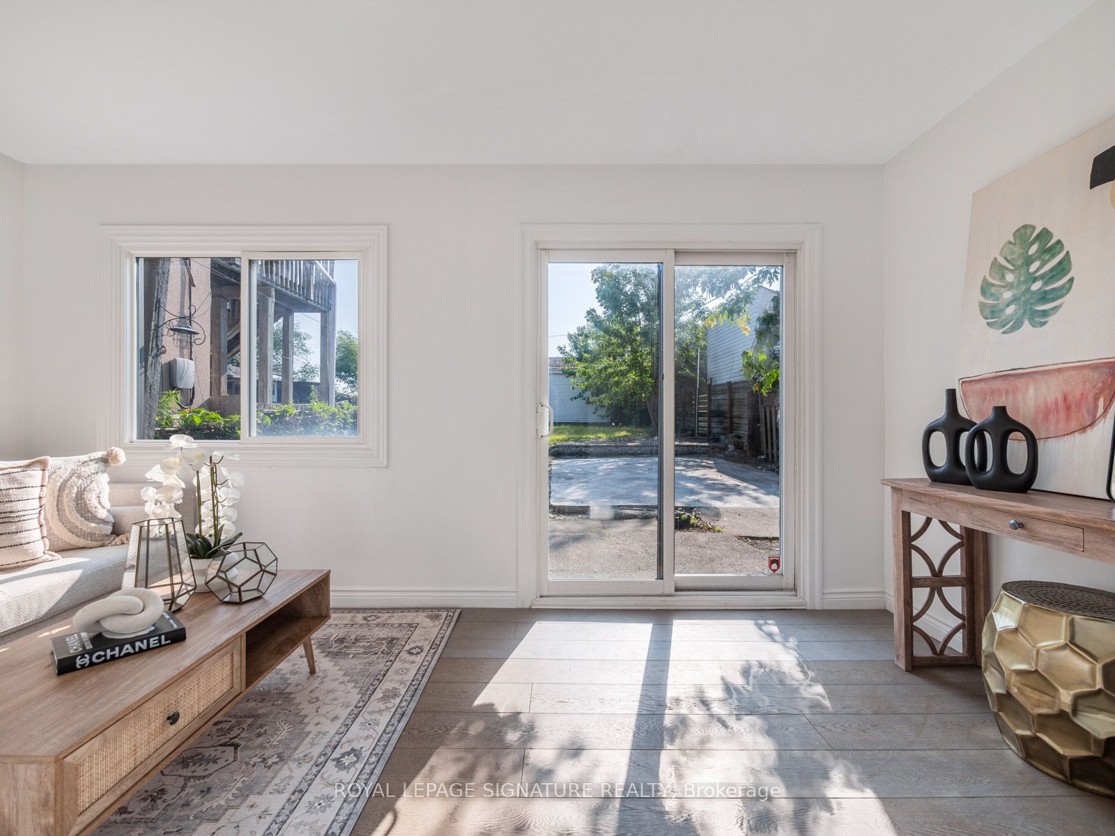 323 Gilbert Ave