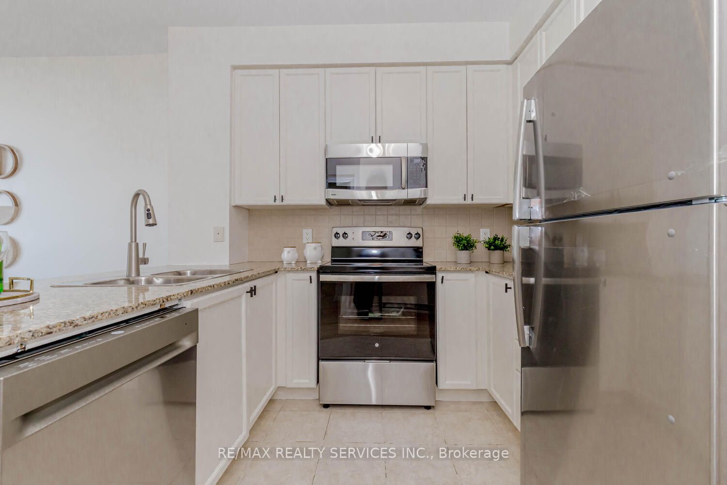 225 Webb Drive, #1711