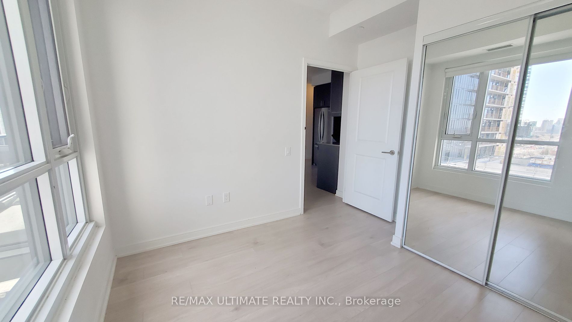 8 Nahani Way #1020