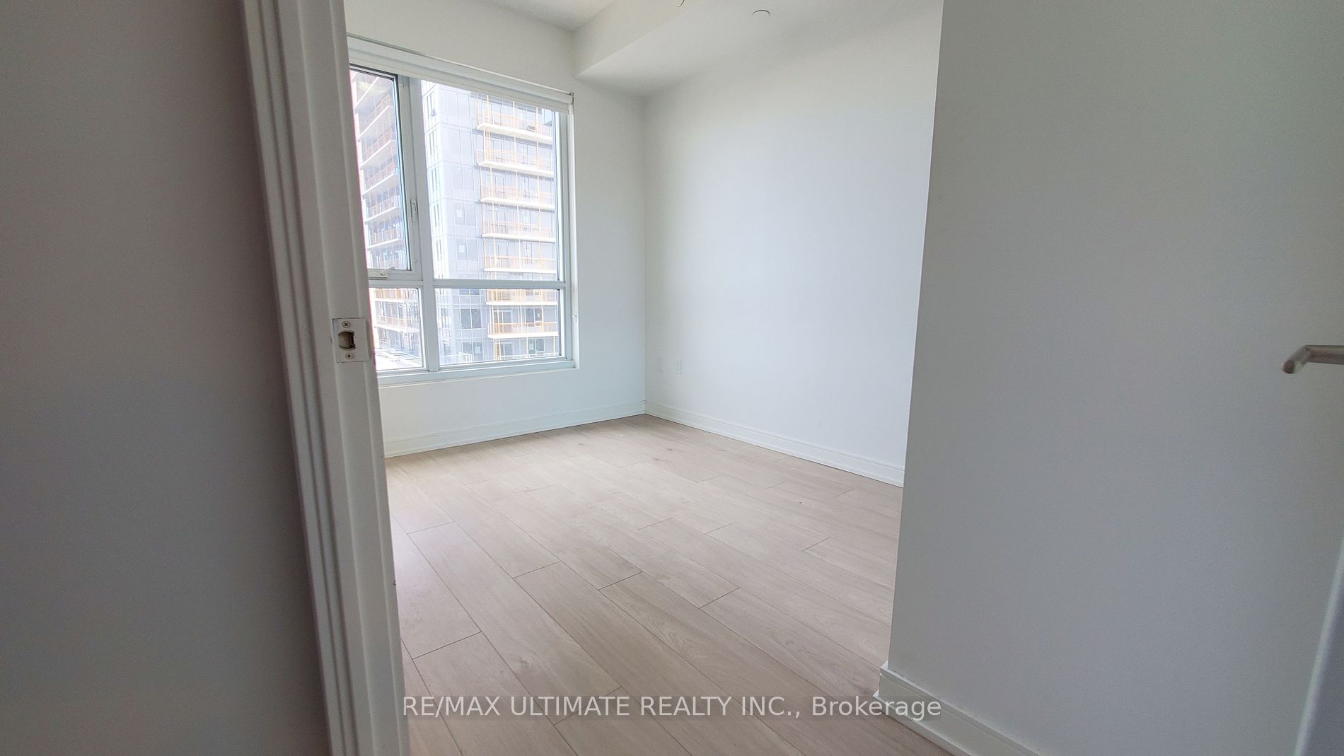 8 Nahani Way #1020
