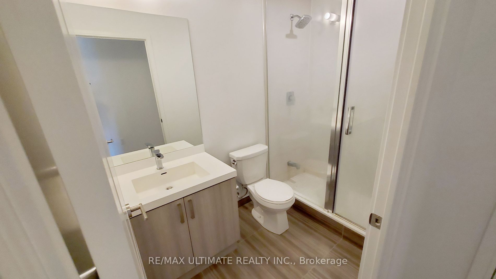 8 Nahani Way #1020