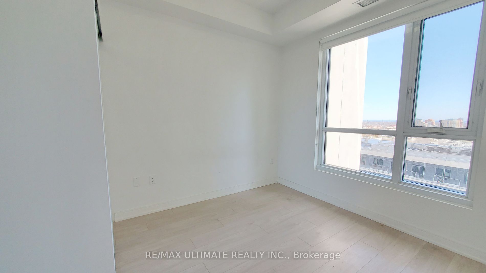 8 Nahani Way #1020