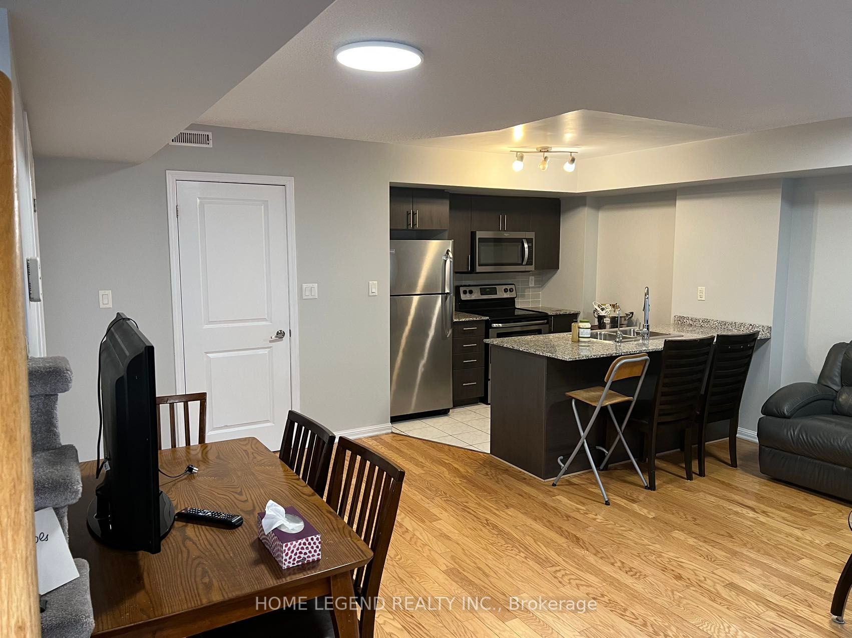 7 Foundry Avenue #117