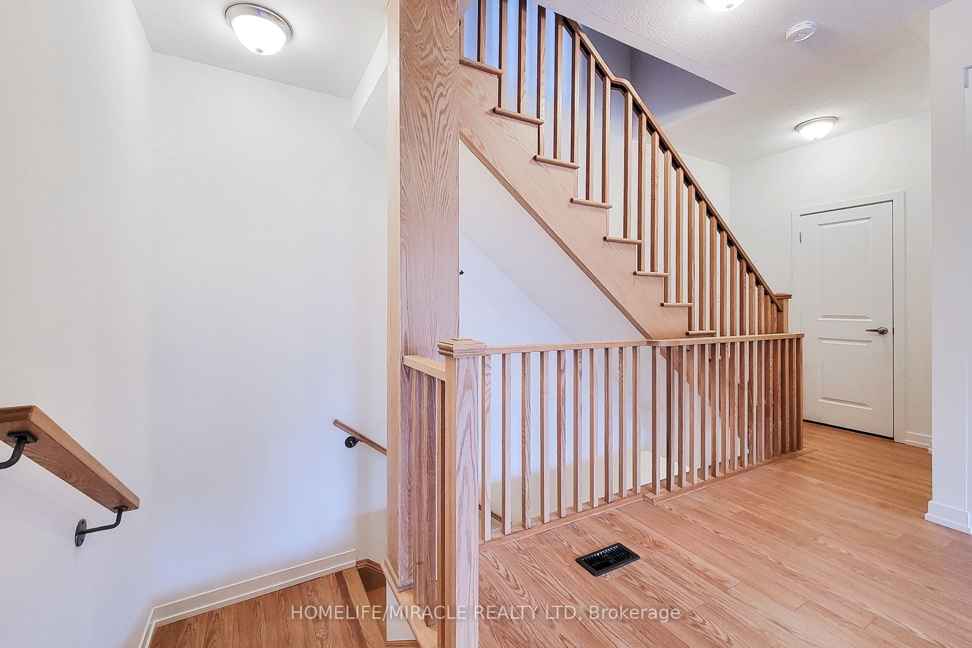 1544 Hilson Hts