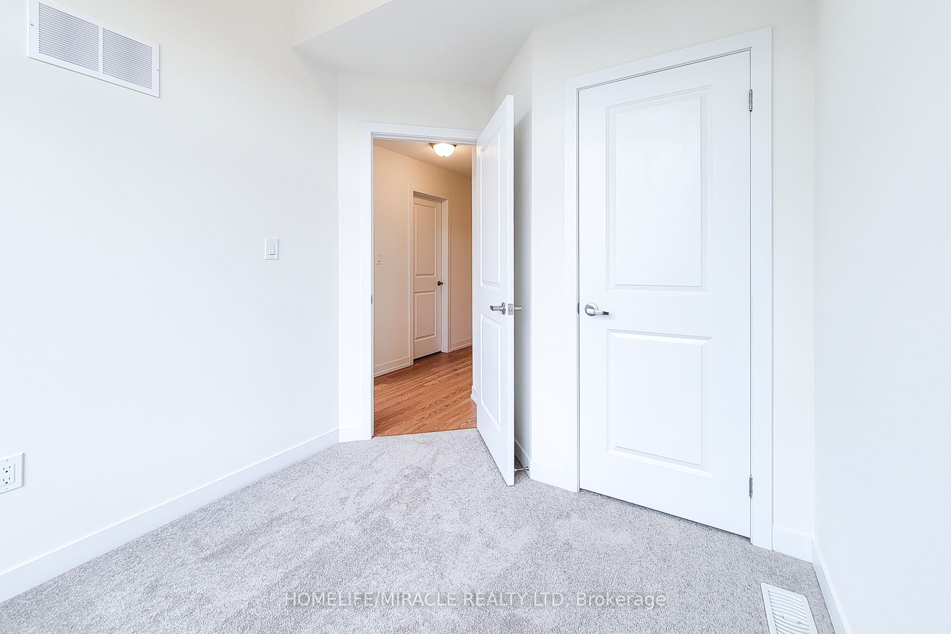 1544 Hilson Hts