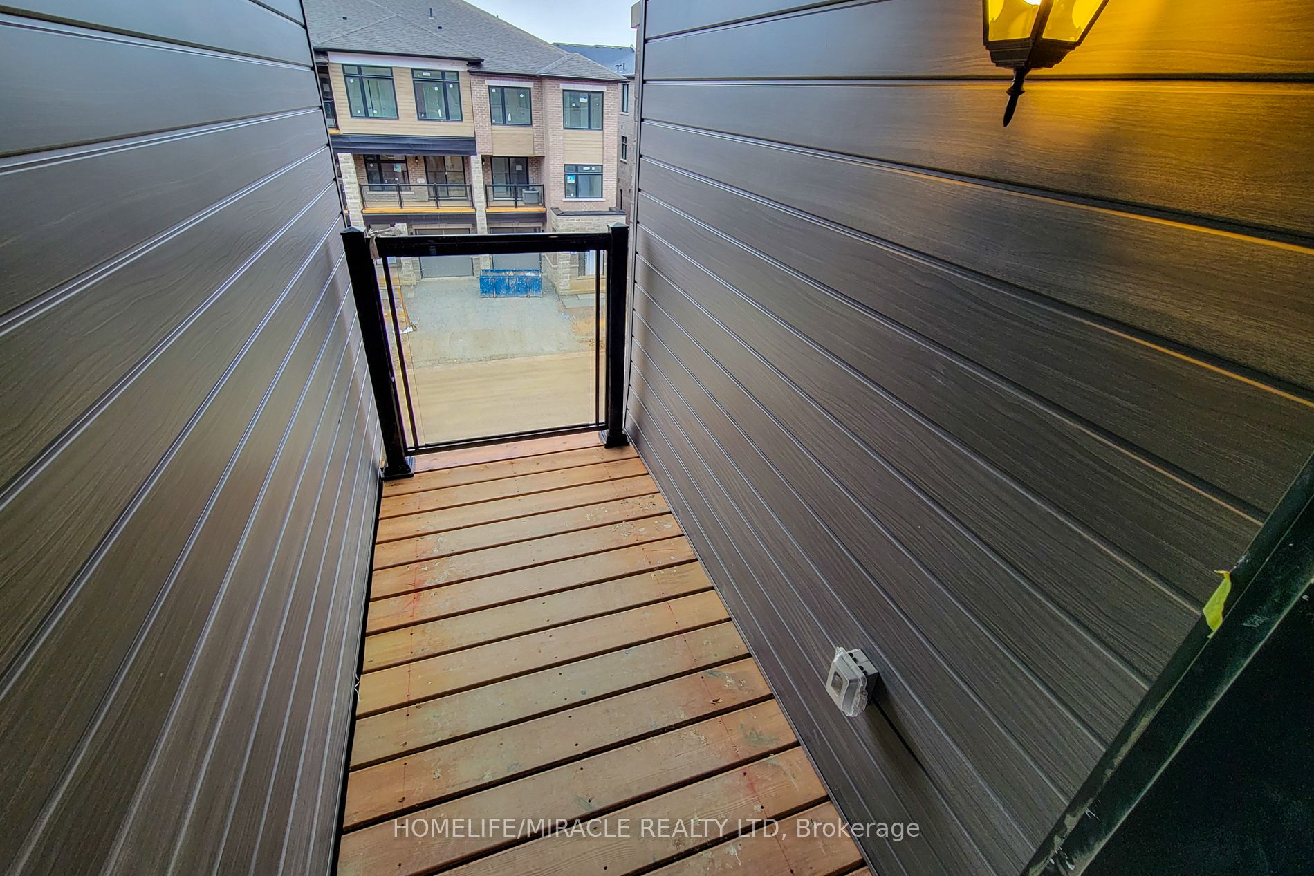 1544 Hilson Hts