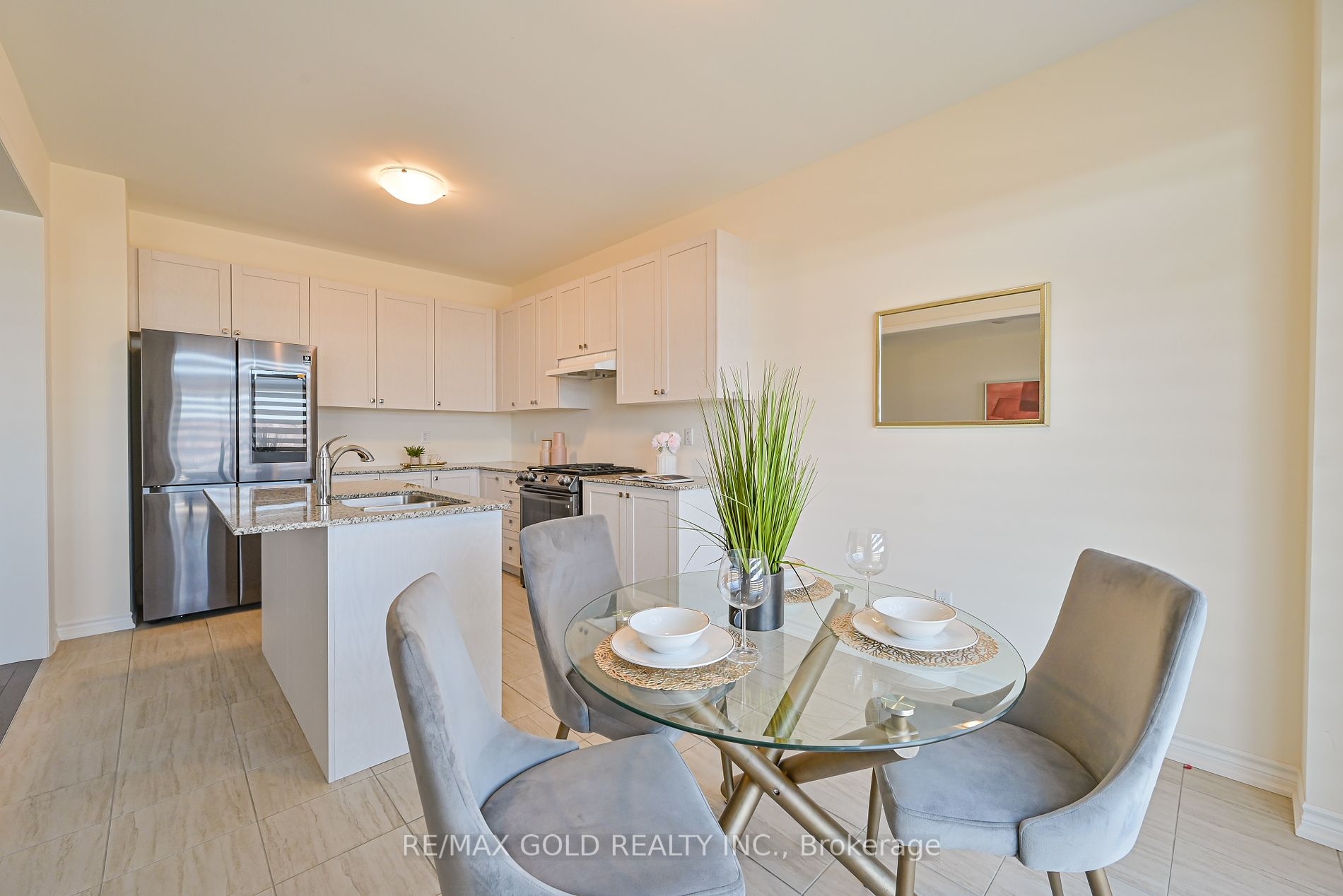 13 Eberly Woods Dr