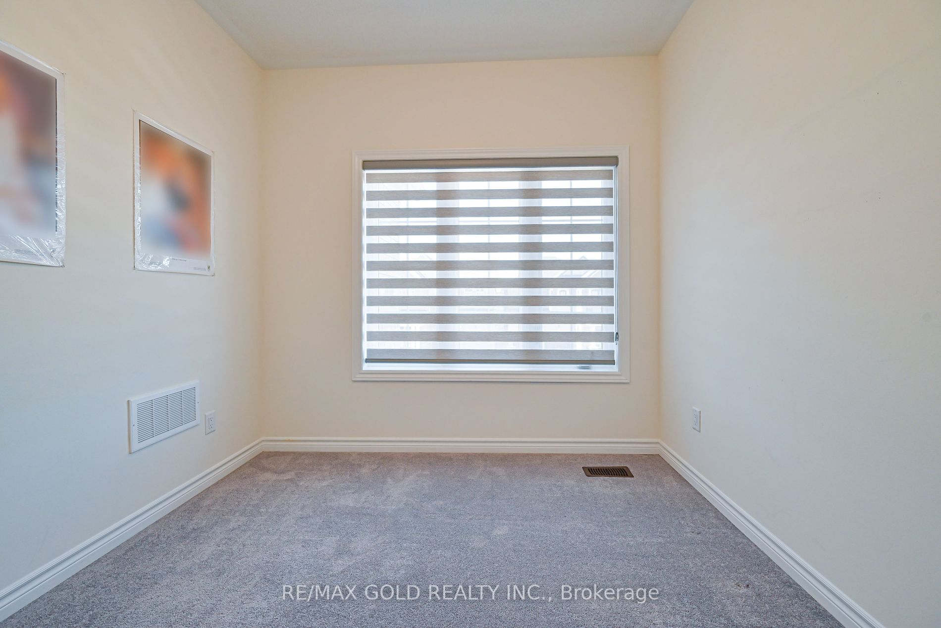 13 Eberly Woods Dr