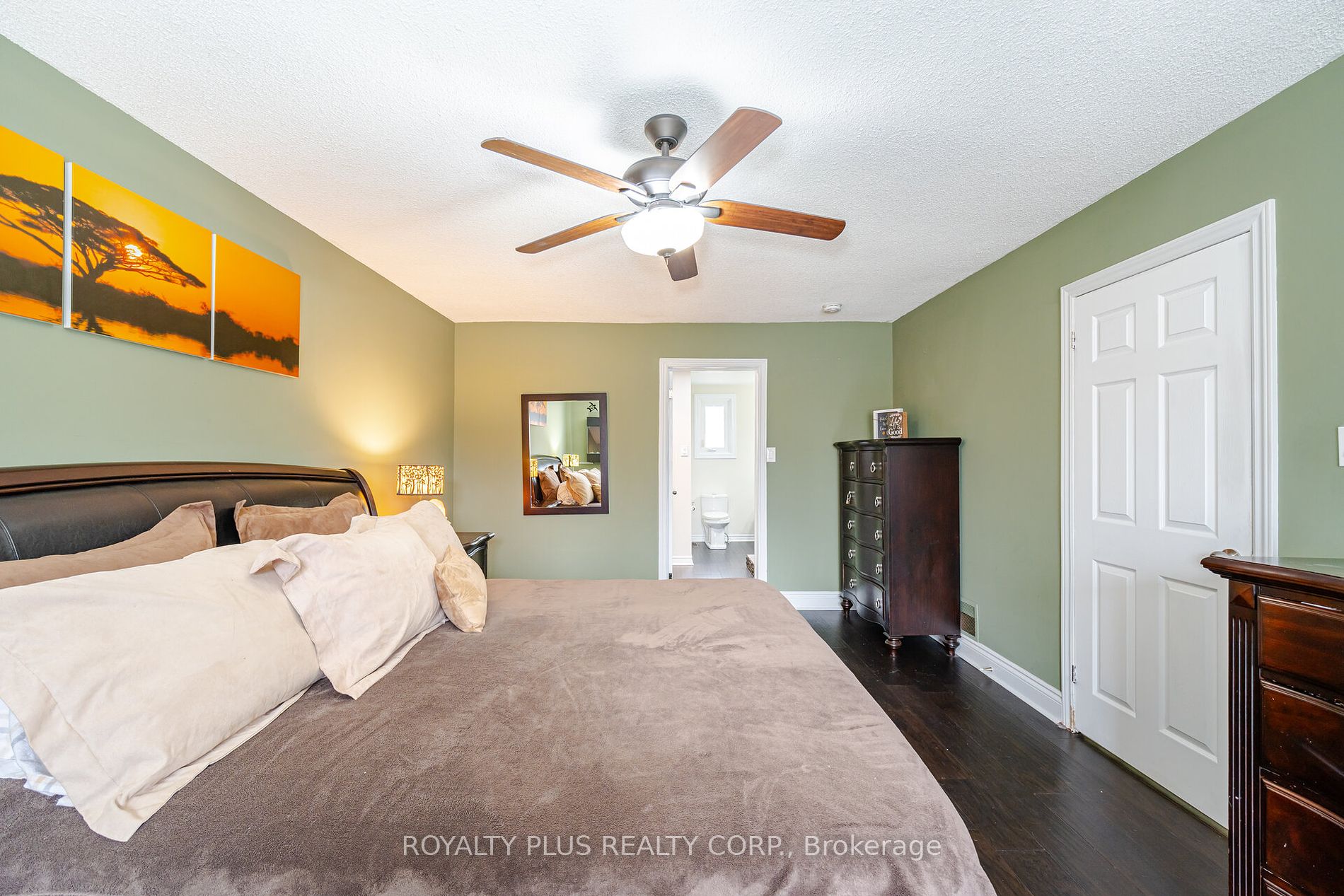 352 Hersey Cres