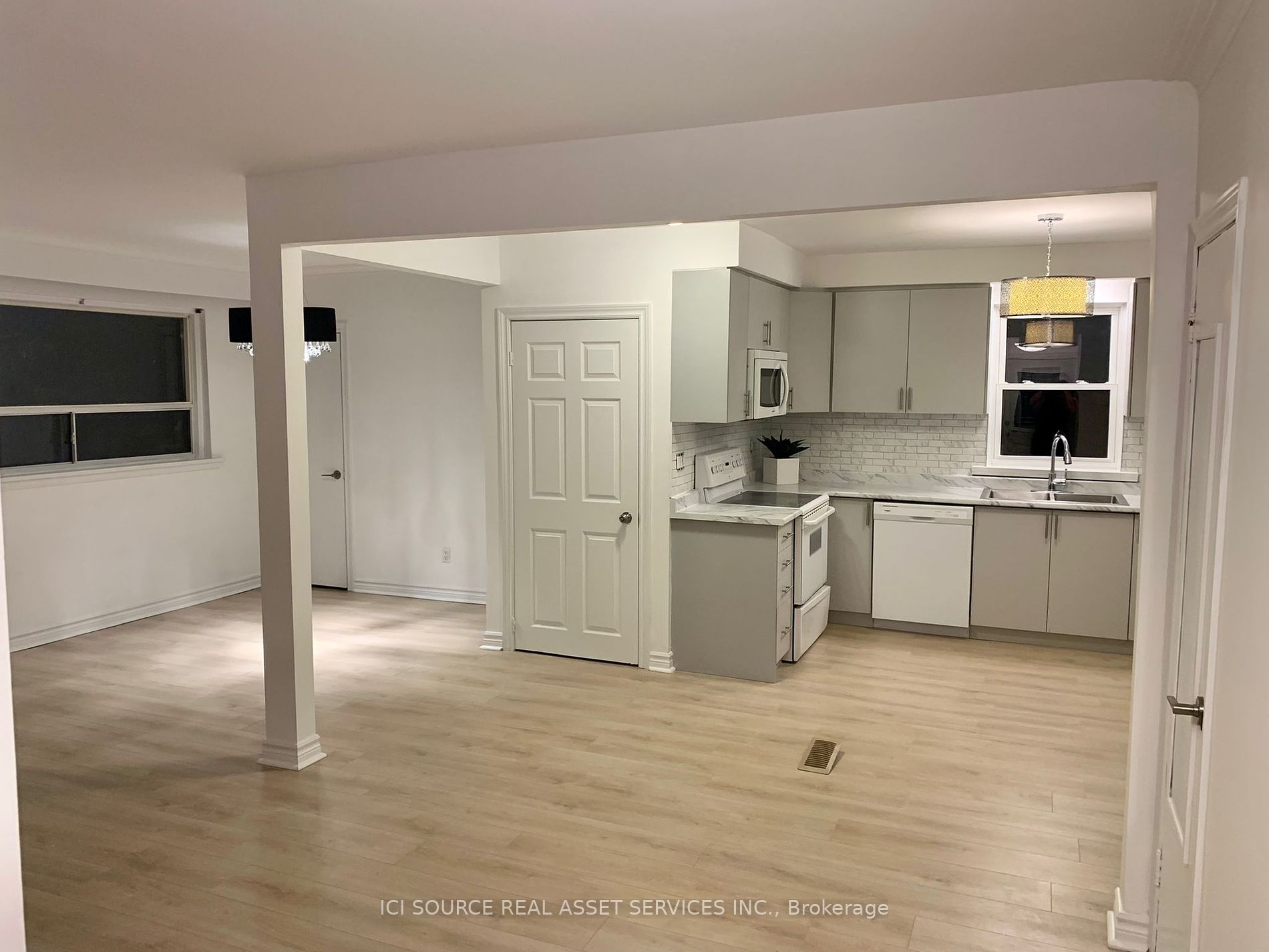 1083 Bridge Rd, #Main Fl