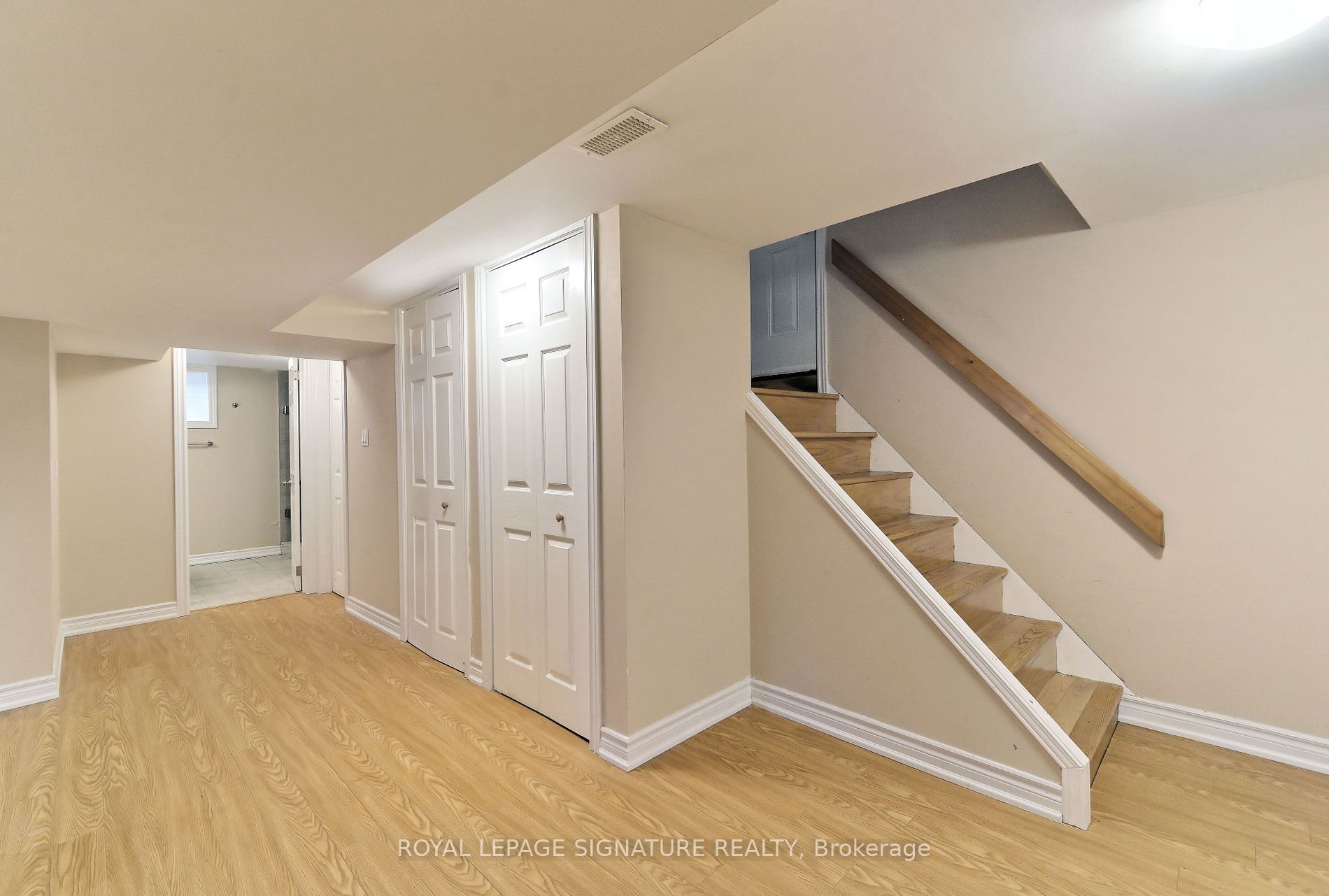 32 Pine Ave N